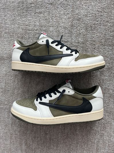 Travis Scott × Nike Air Jordan 1 Low OG SP "Reverse Olive"