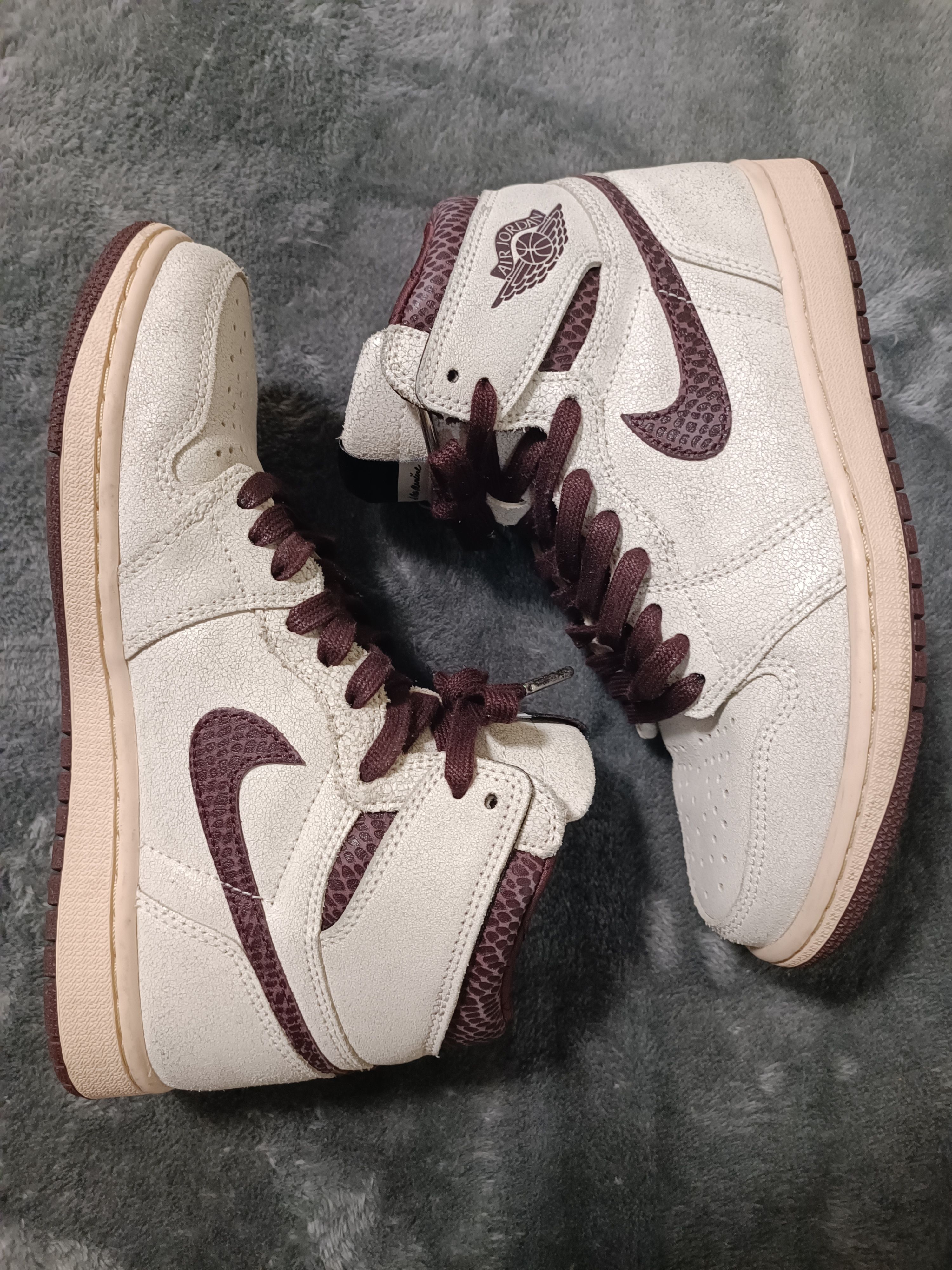 A Ma Maniere × Nike Air Jordan 1 Retro High OG "Sail and Burgundy"