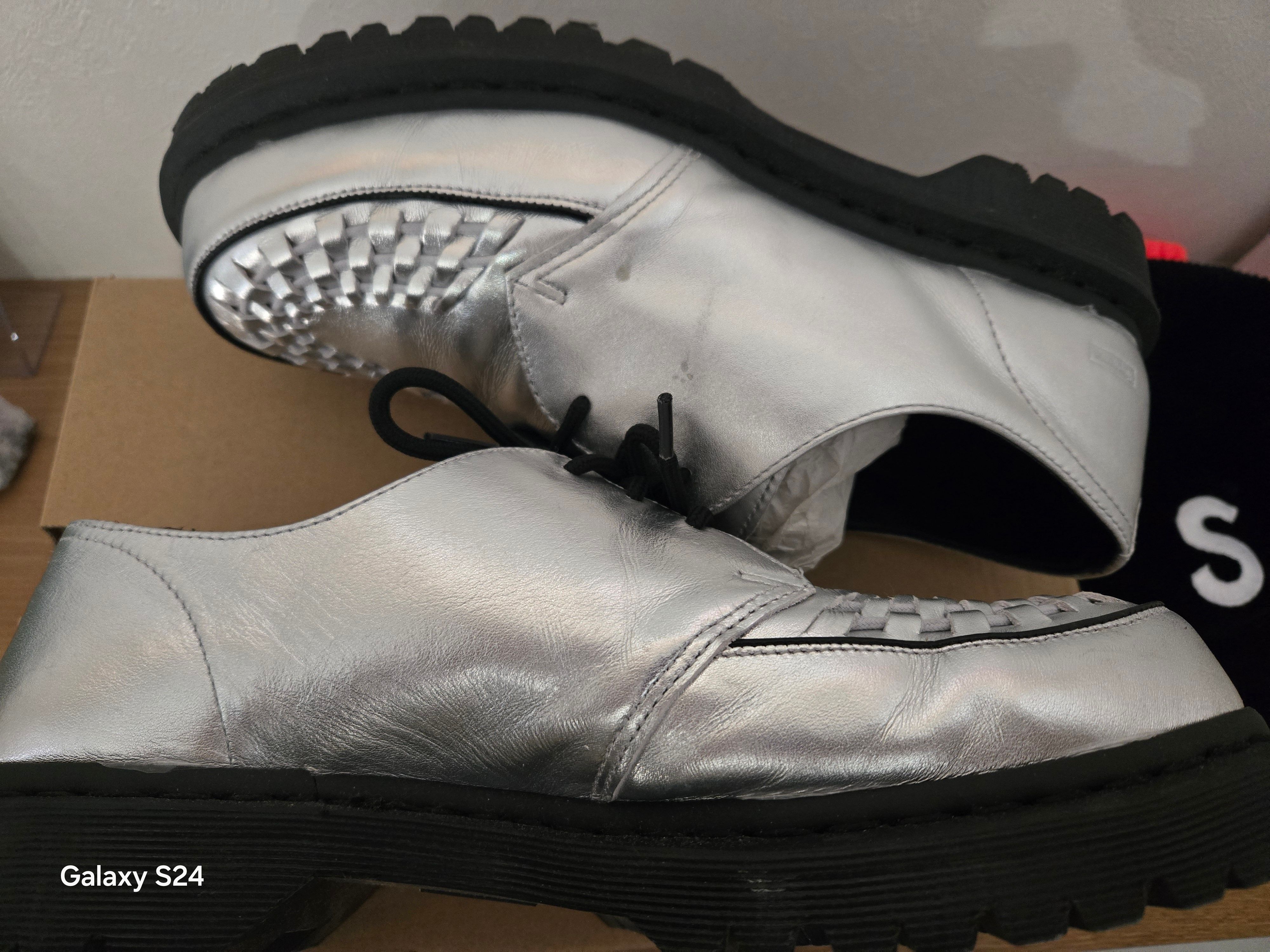 Supreme × Dr.Martens Ramsey Creeper "Silver"