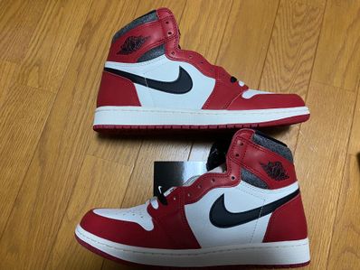 Nike Air Jordan 1 High OG "Lost & Found/Chicago"