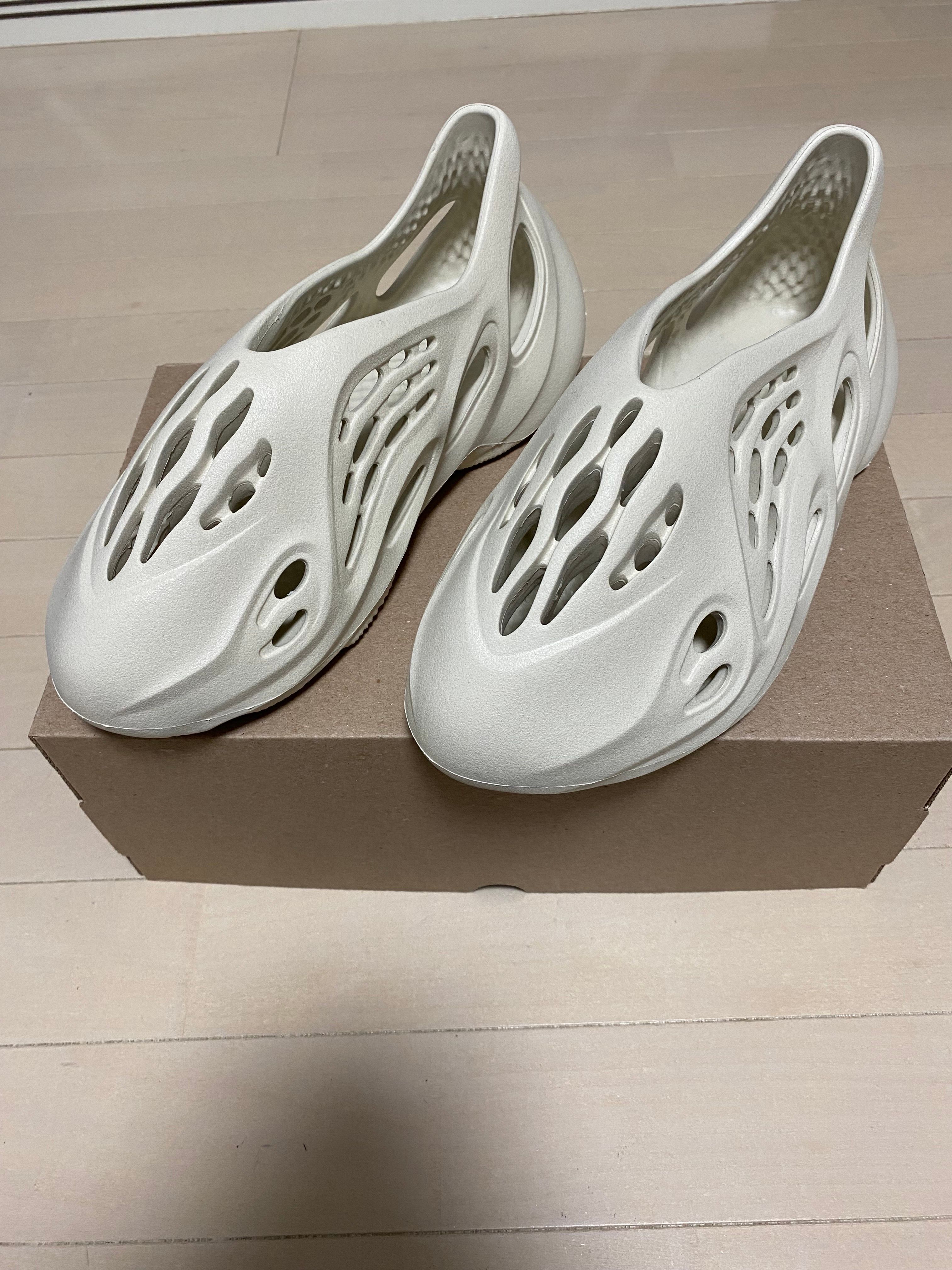 adidas YEEZY Foam Runner "Sand"