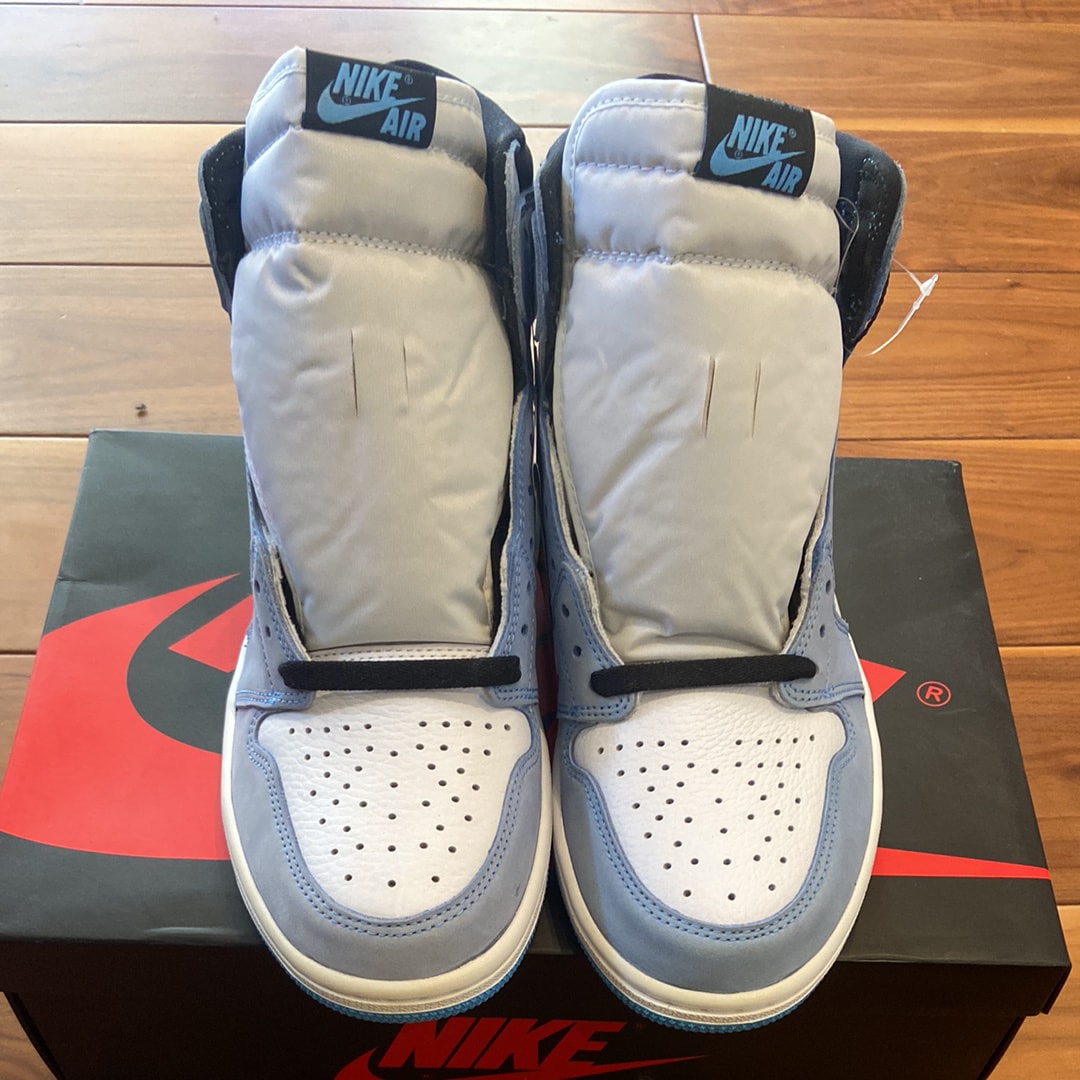 Nike Air Jordan 1 High OG "University Blue"