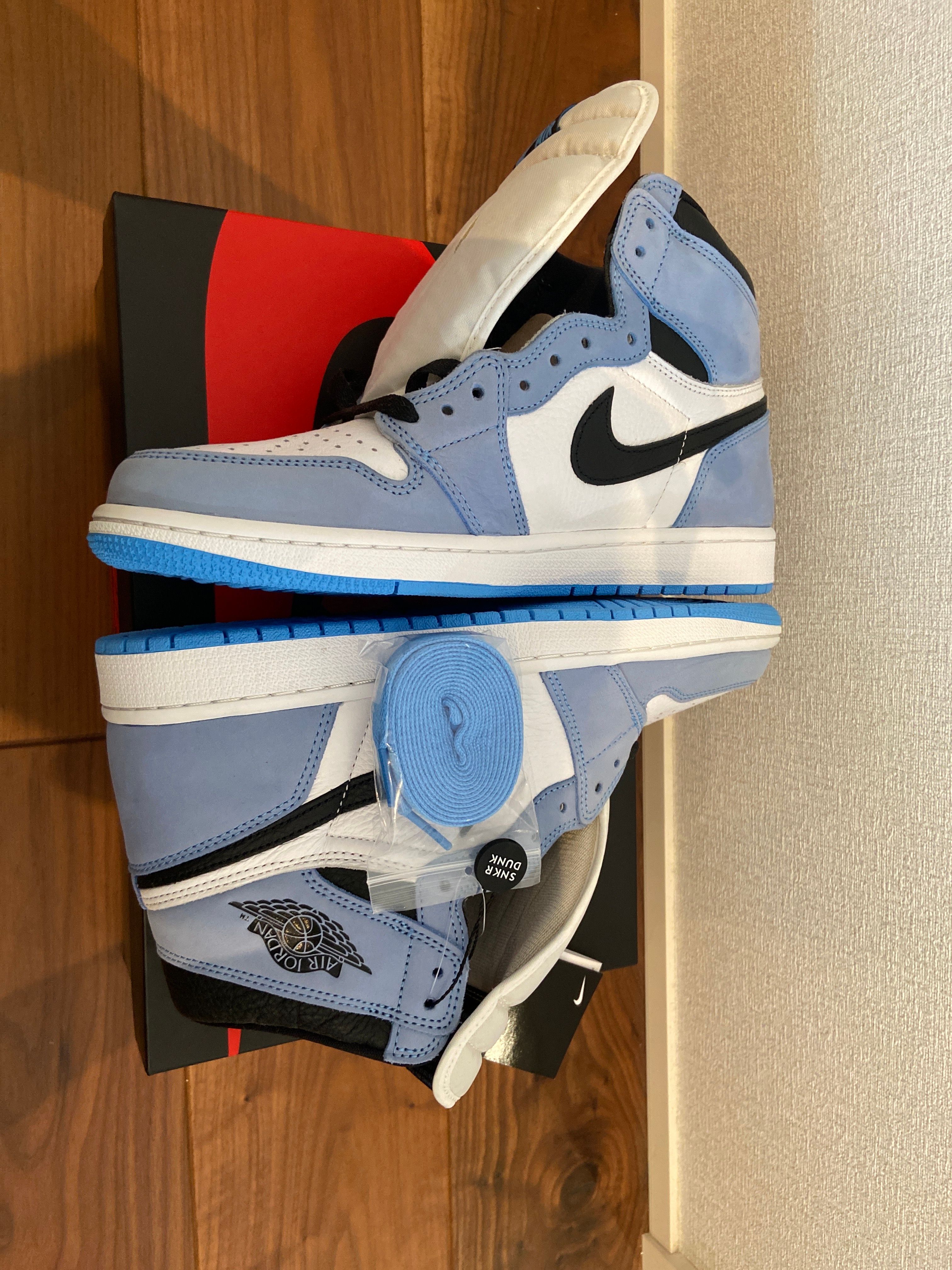 Nike Air Jordan 1 High OG "University Blue"