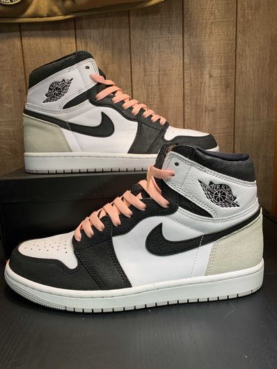Nike Air Jordan 1 High OG "Bleached Coral"