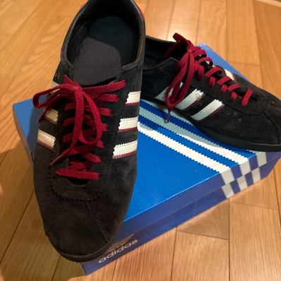 adidas London 96 "Core Black/Footwear White/Better Scarlet"