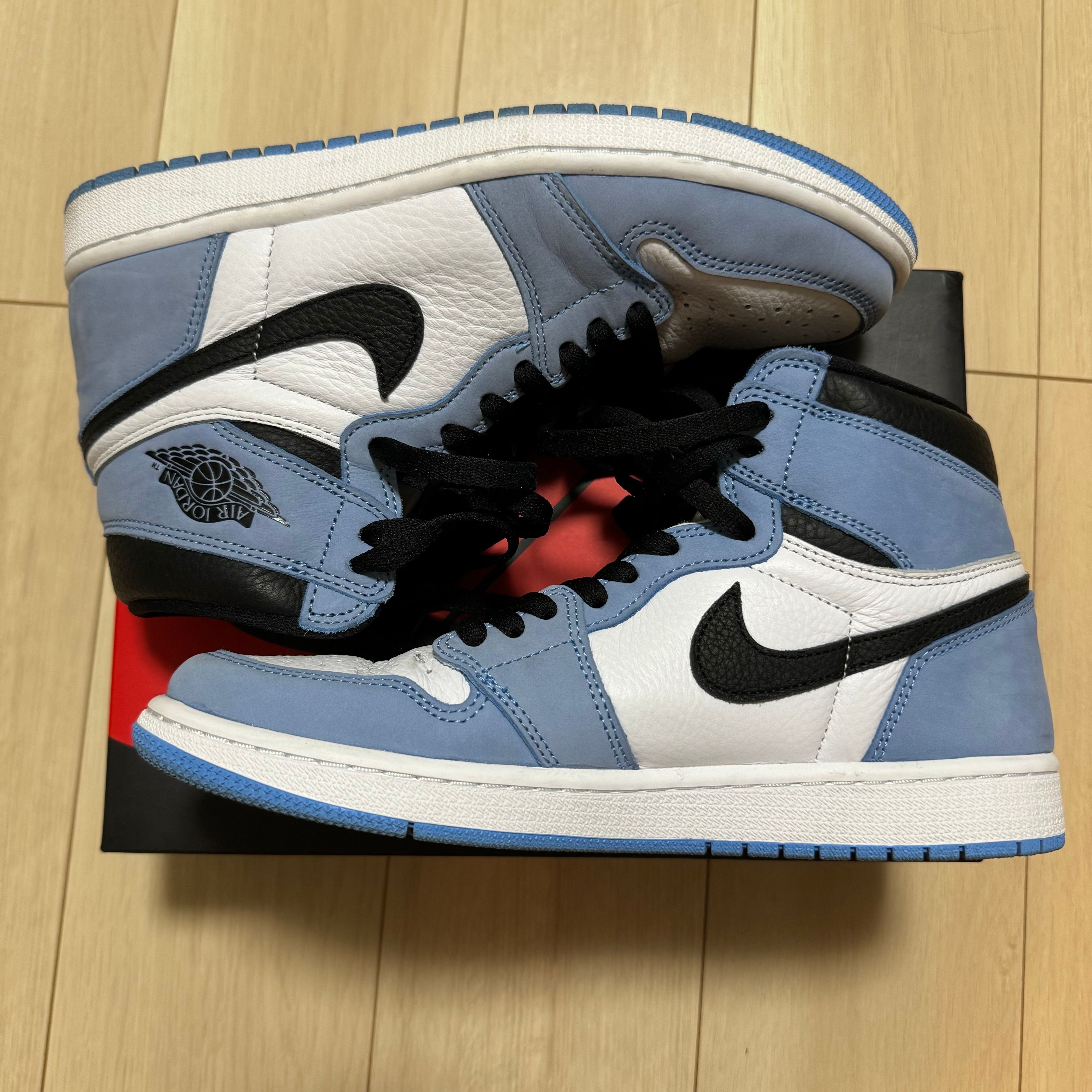Nike Air Jordan 1 High OG "University Blue"