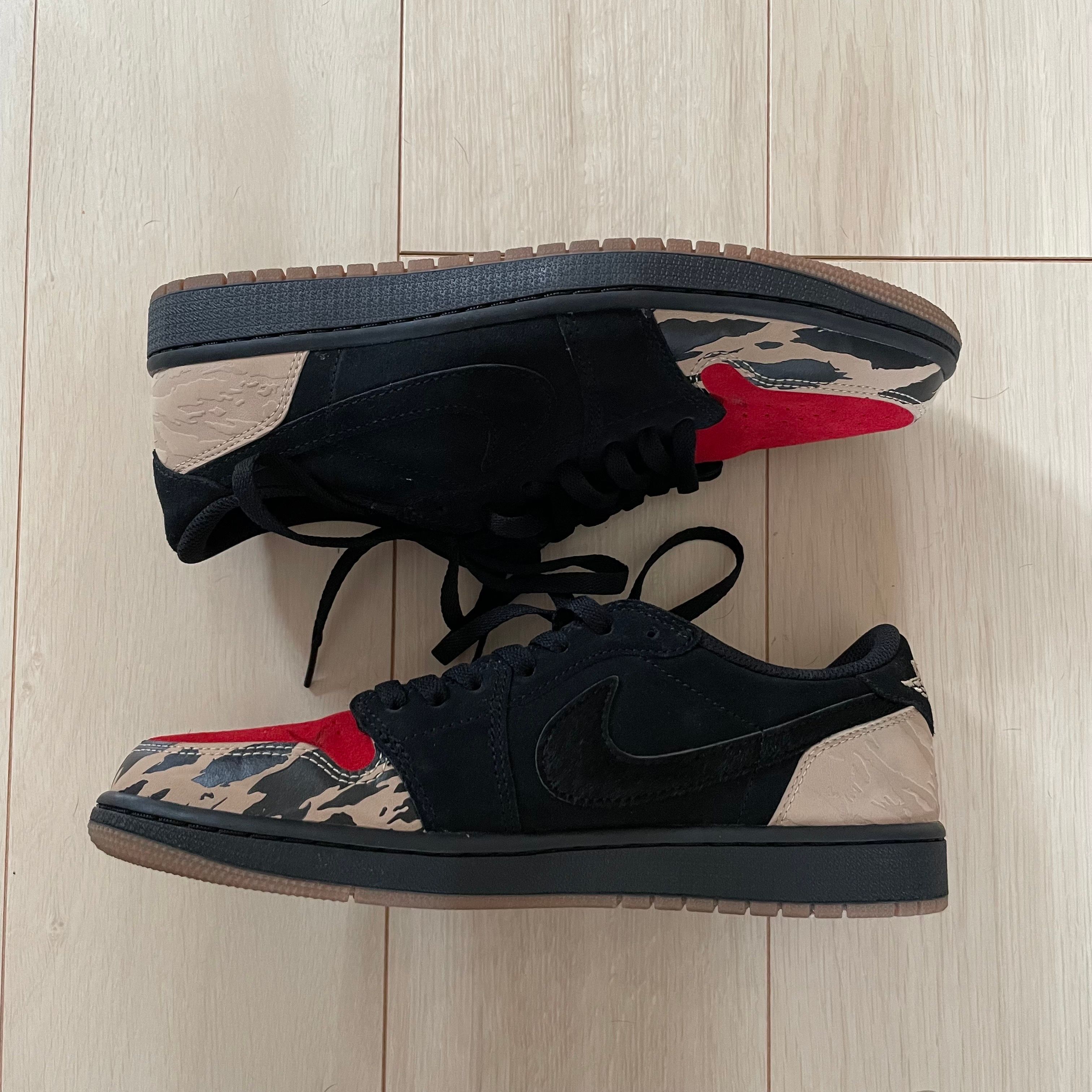 Sole Fly × Nike Air Jordan 1 Low "Black and Sport Red"