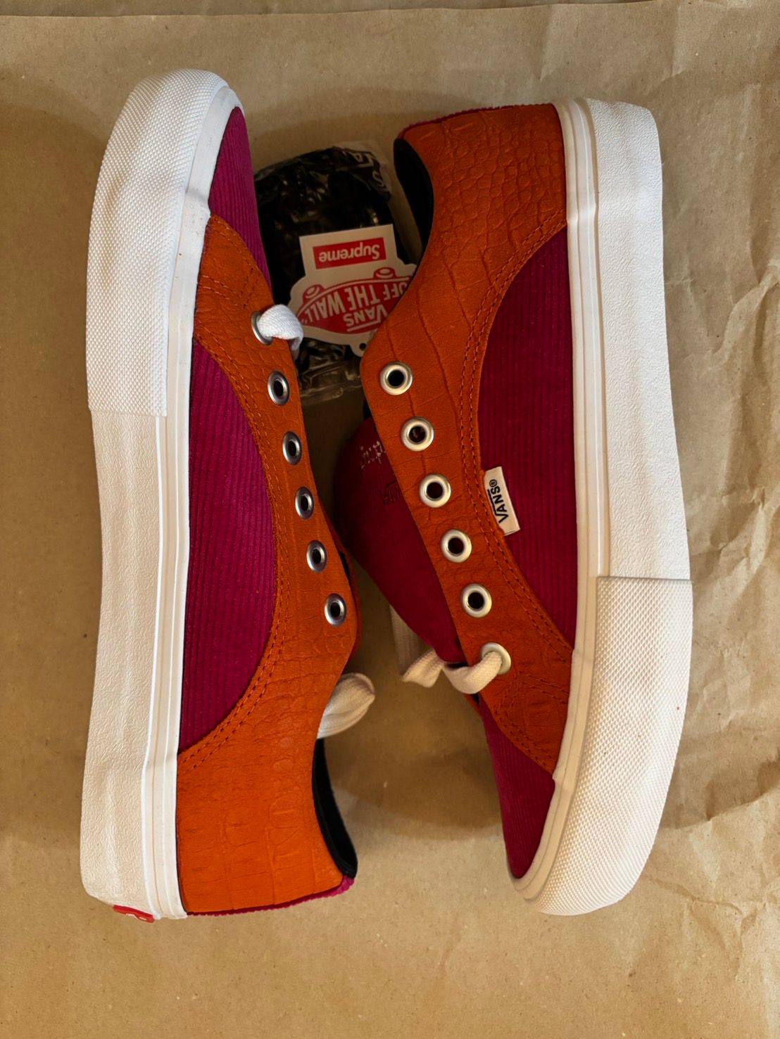 Vans Lampin Supreme Croc Corduroy "Fuchsia"