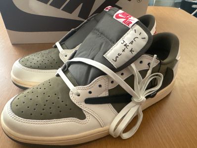 Travis Scott × Nike Air Jordan 1 Low OG SP "Reverse Olive"