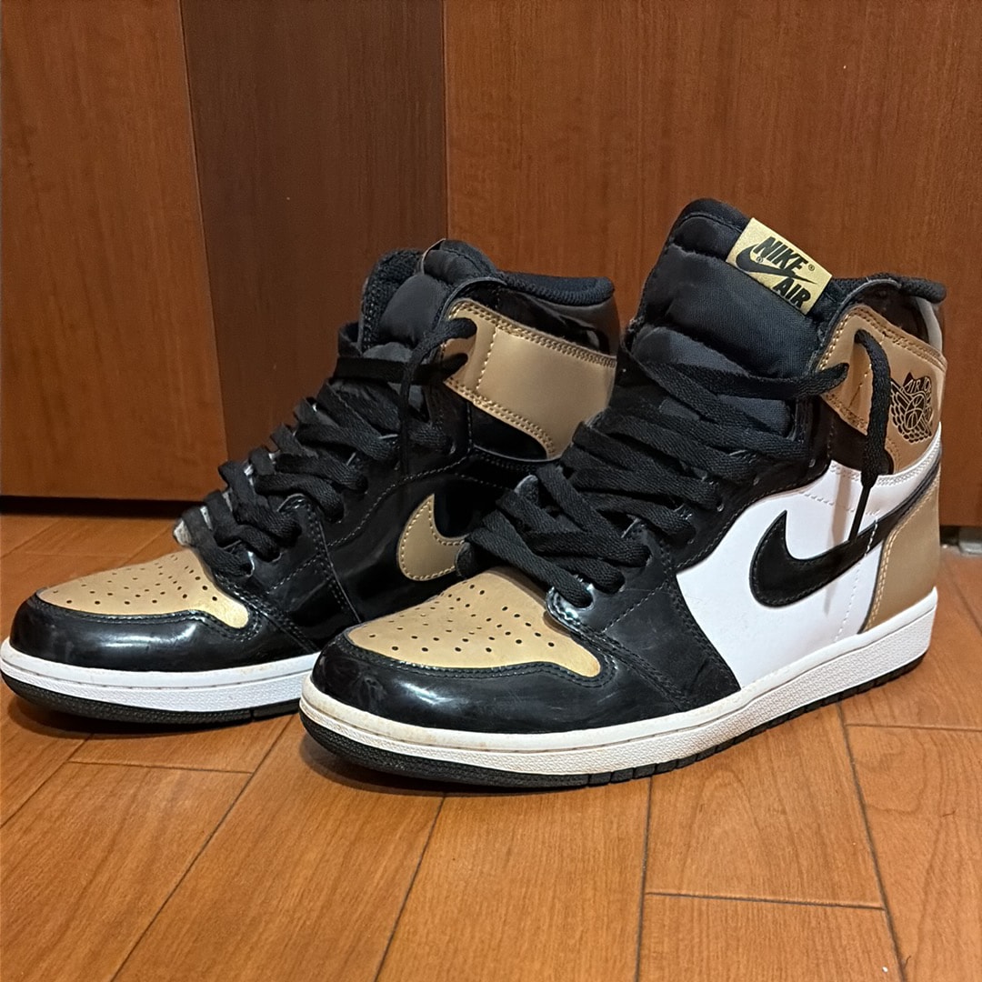 Nike Air Jordan 1 Retro High OG NRG "Gold Toe"