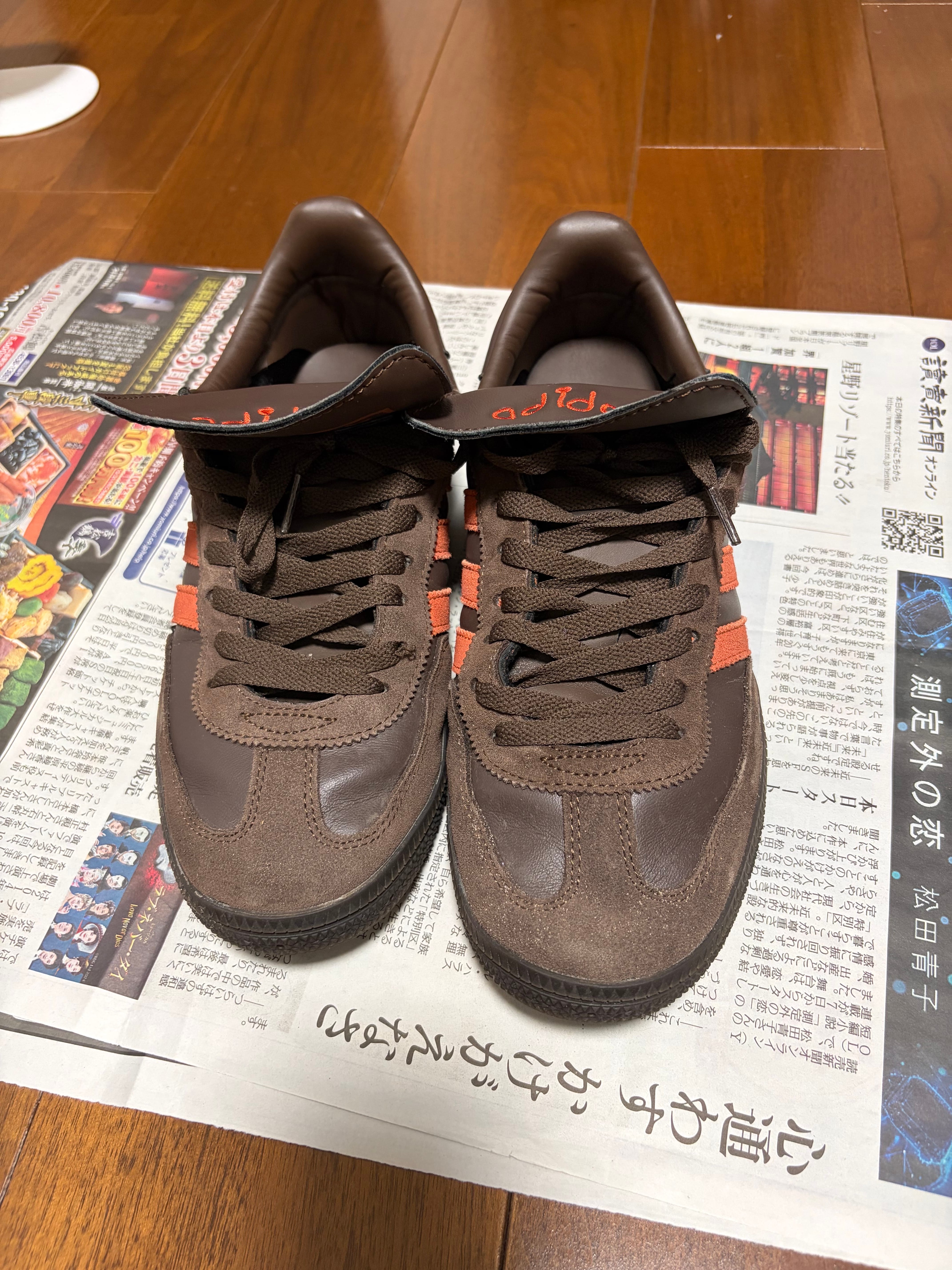 シュウキュウ × イーワックス × アディダス ハンドボール スペツィアル