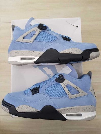 Nike Air Jordan 4 "University Blue"
