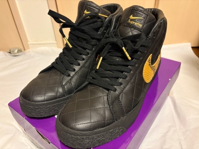 Supreme × Nike SB Blazer Mid "Black"
