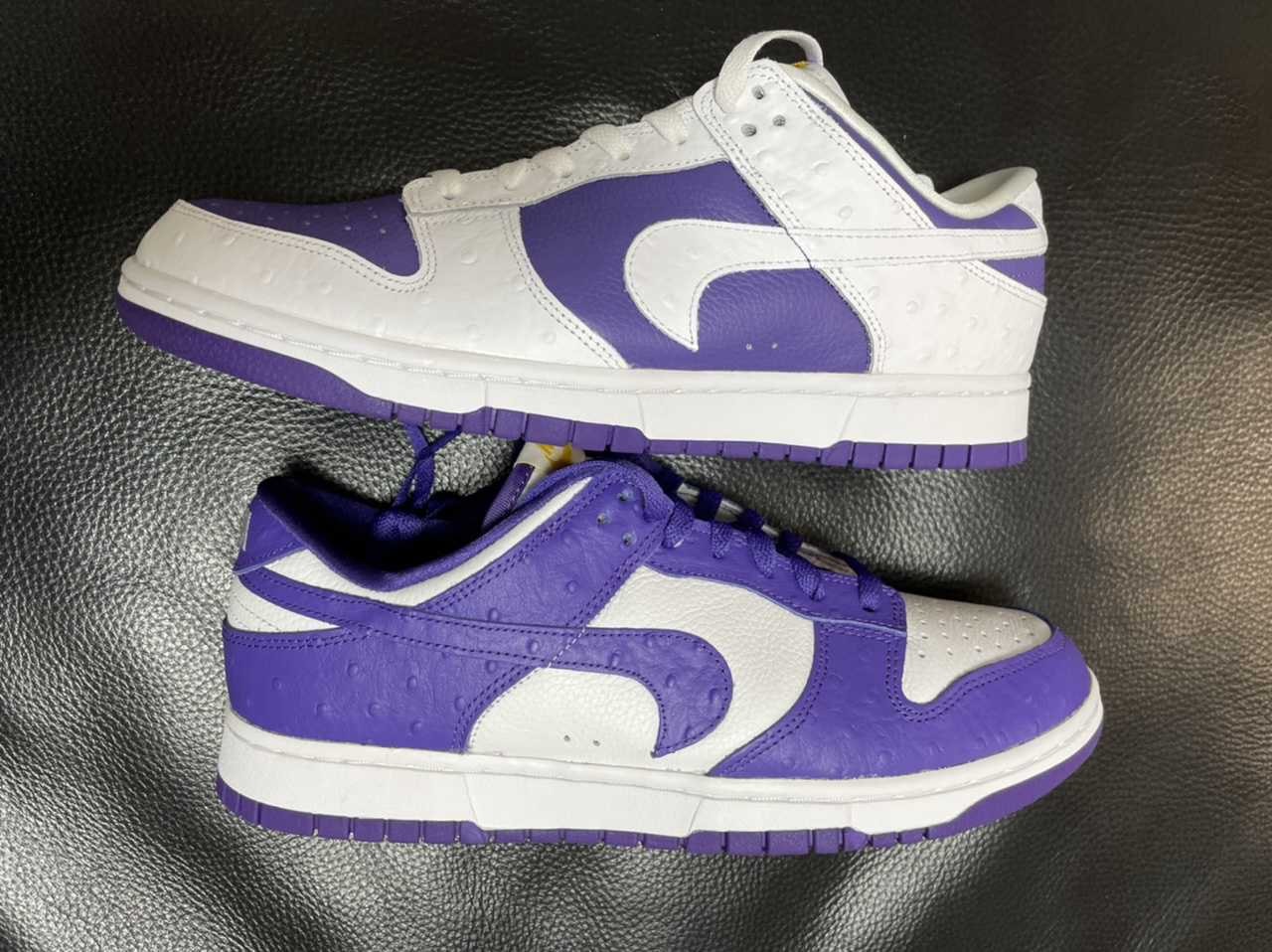 Nike Women's Dunk Low "Made You Look"