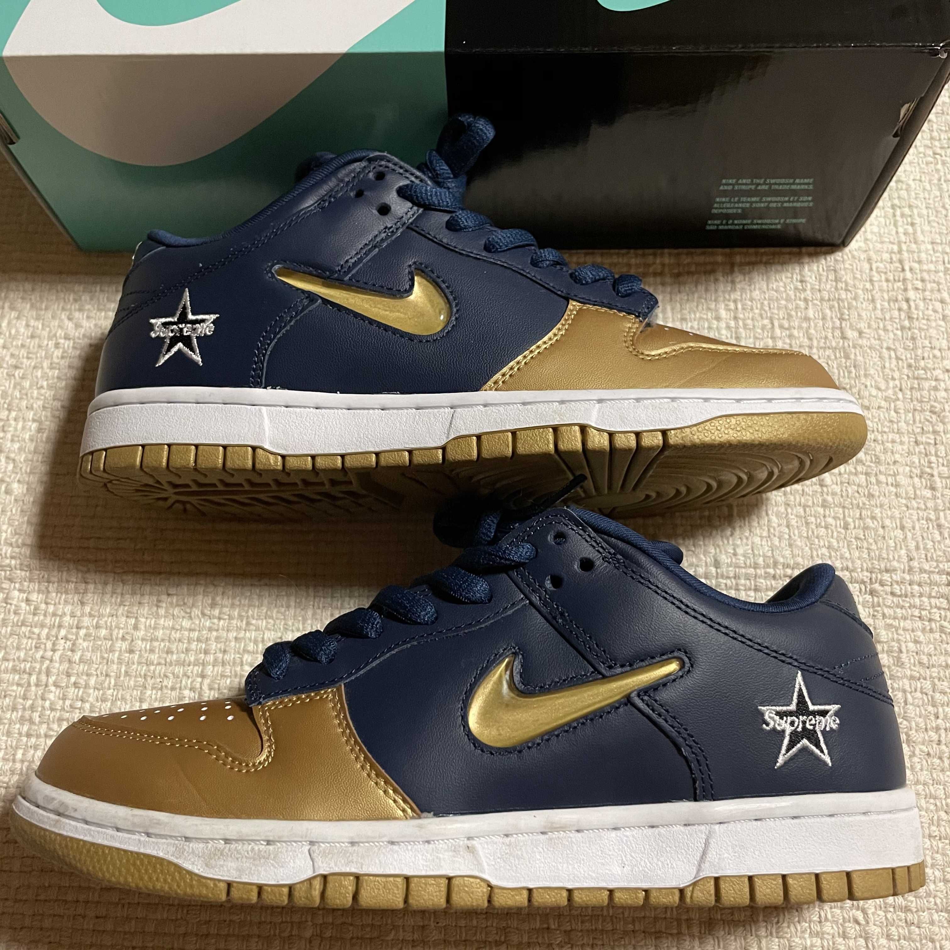 Supreme × Nike SB Dunk Low OG QS "Metallic Gold/Navy"