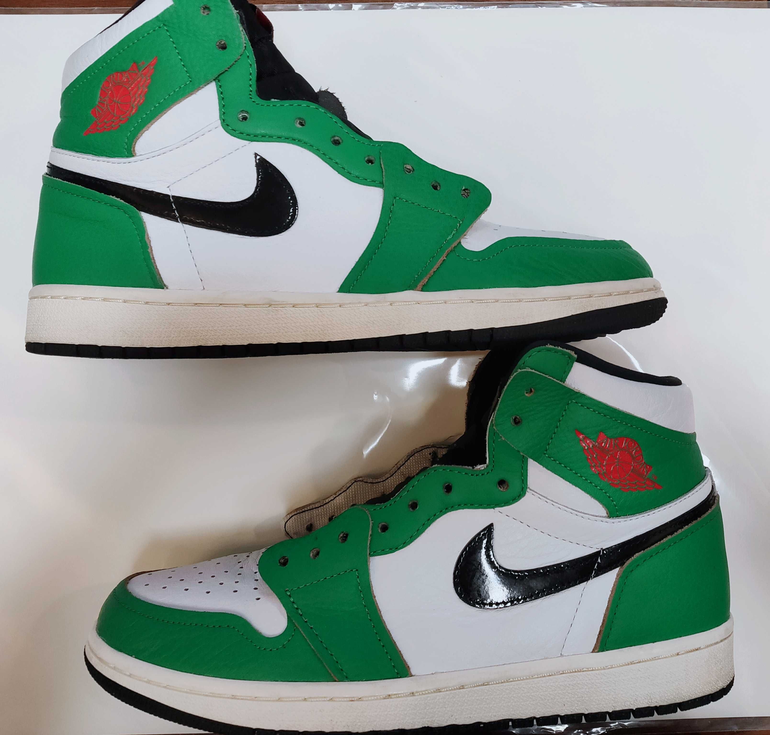 Nike Women's Air Jordan 1 High OG "Lucky Green/White-Sail-Black"   
