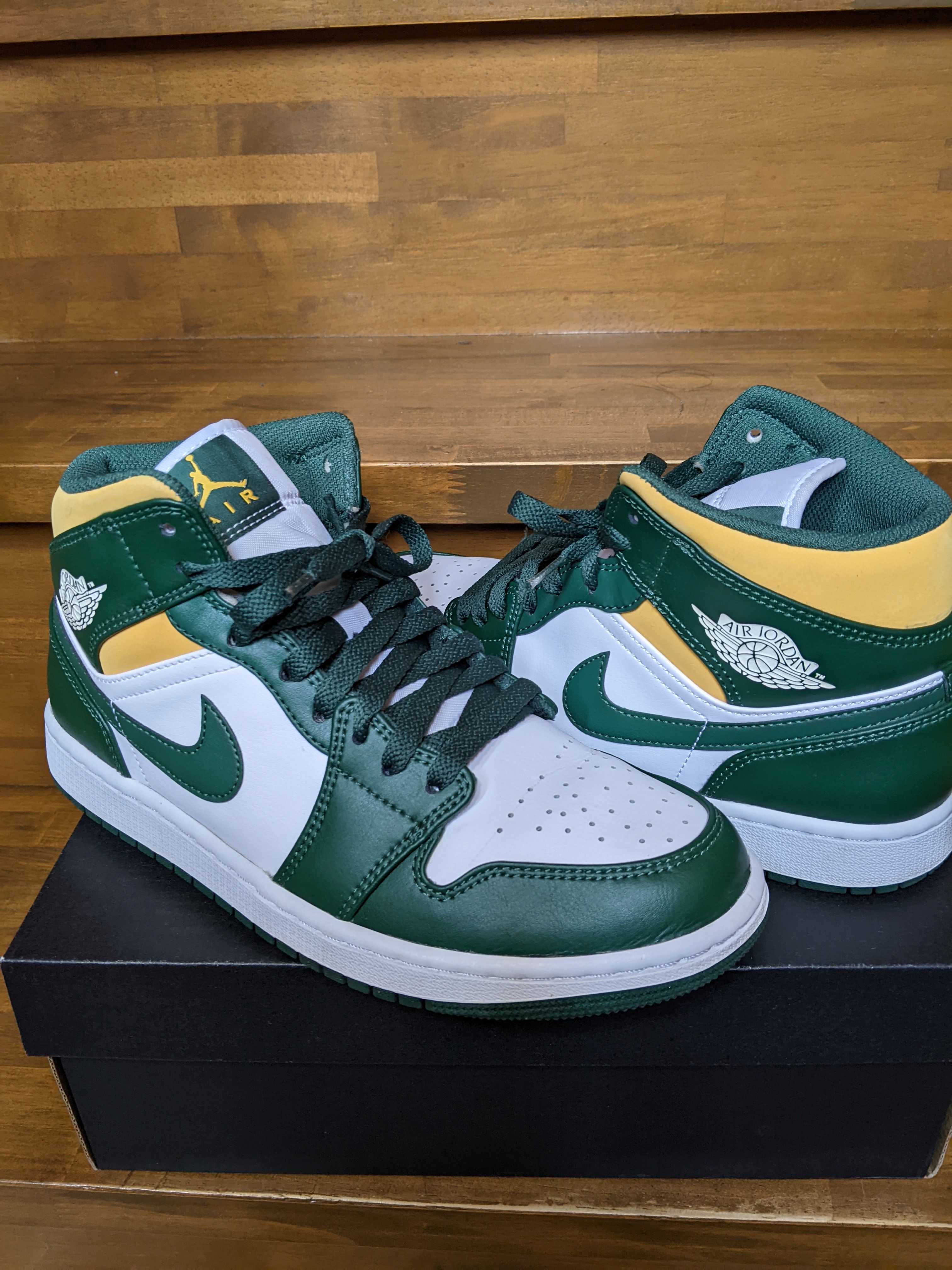 Nike Air Jordan 1 Mid "Seattle Supersonics" 