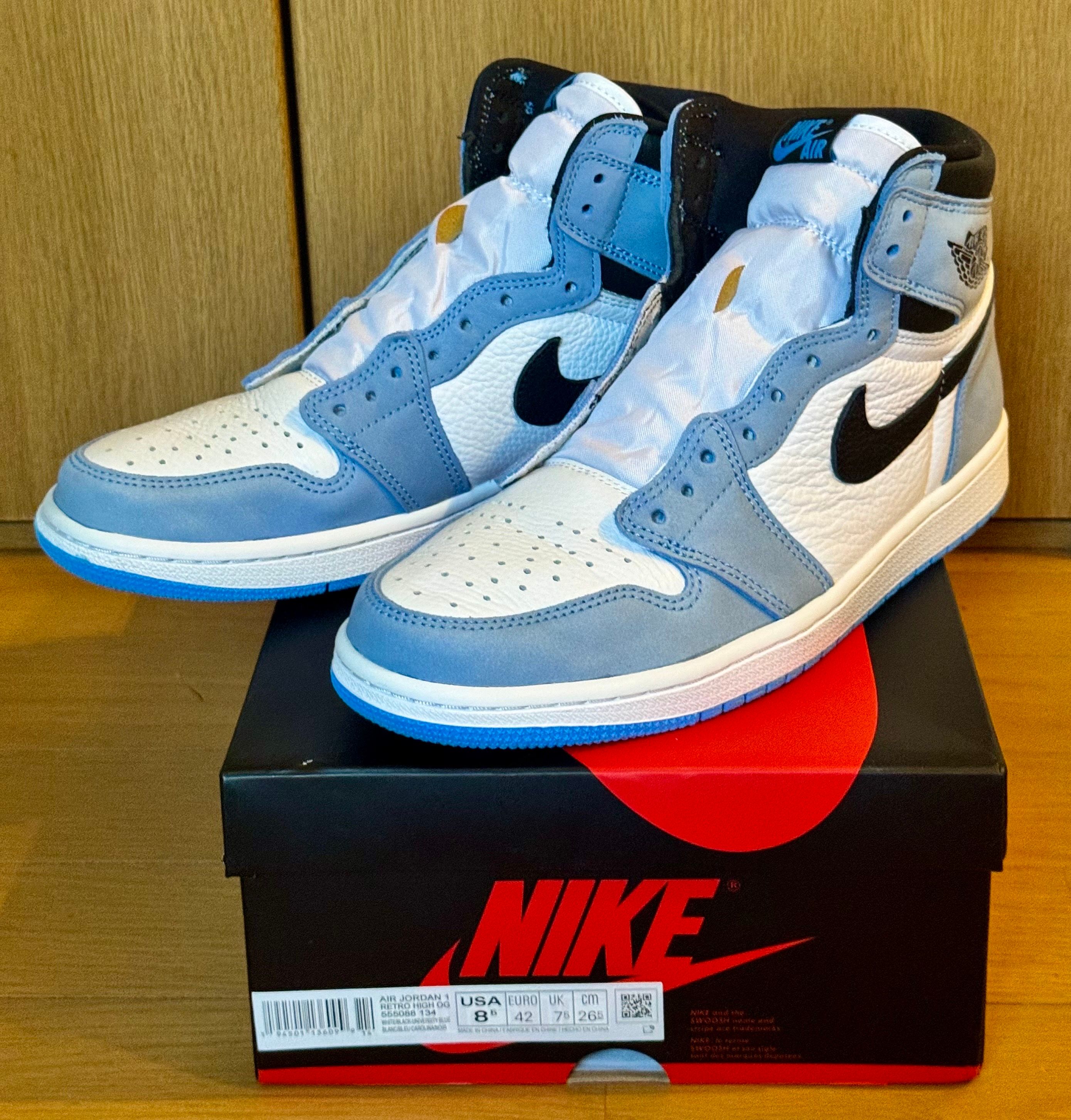 Nike Air Jordan 1 High OG "University Blue"