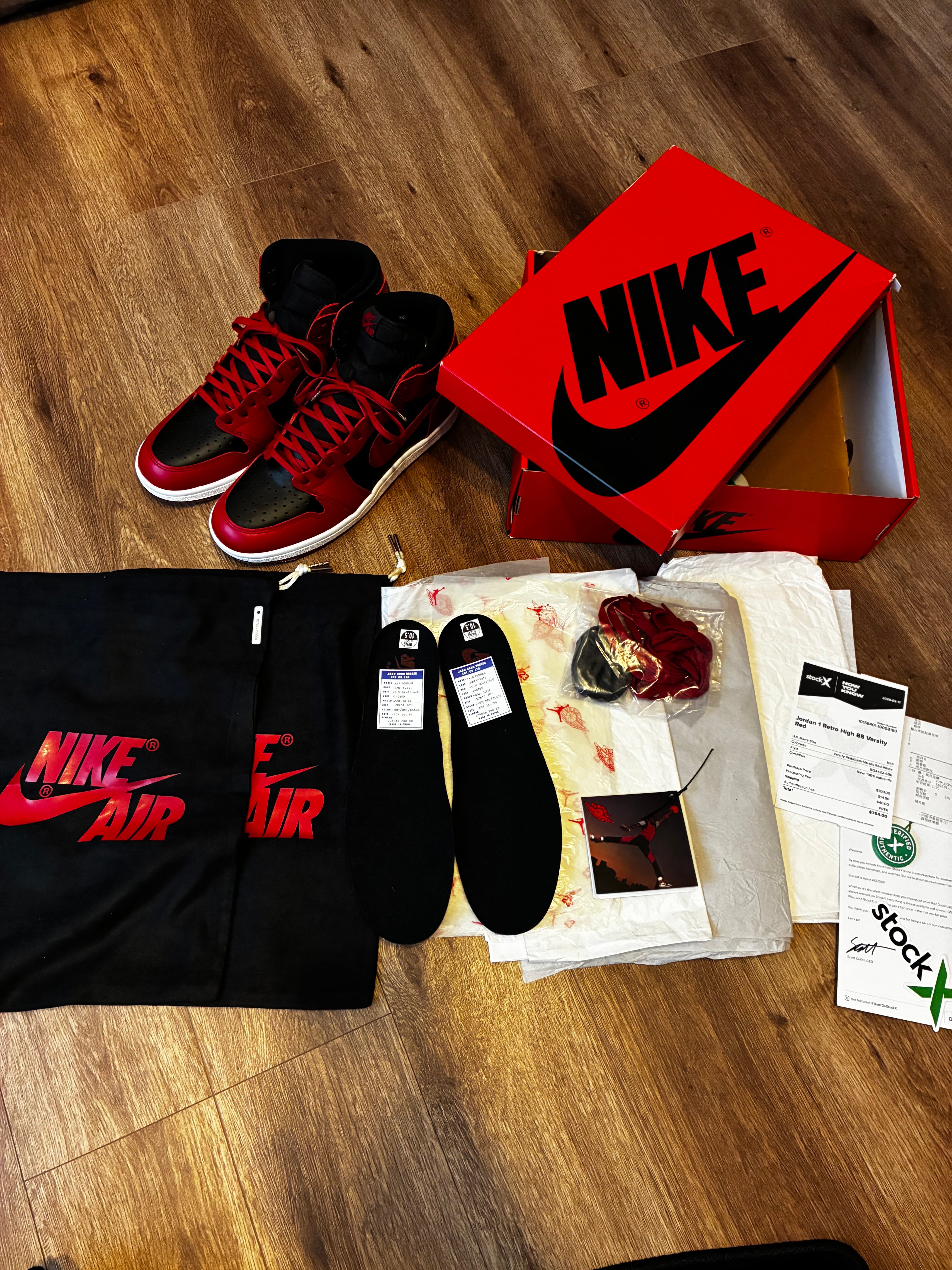 Nike Air Jordan 1 High ’85 "Varsity Red"