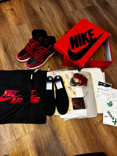 Nike Air Jordan 1 High ’85 "Varsity Red"