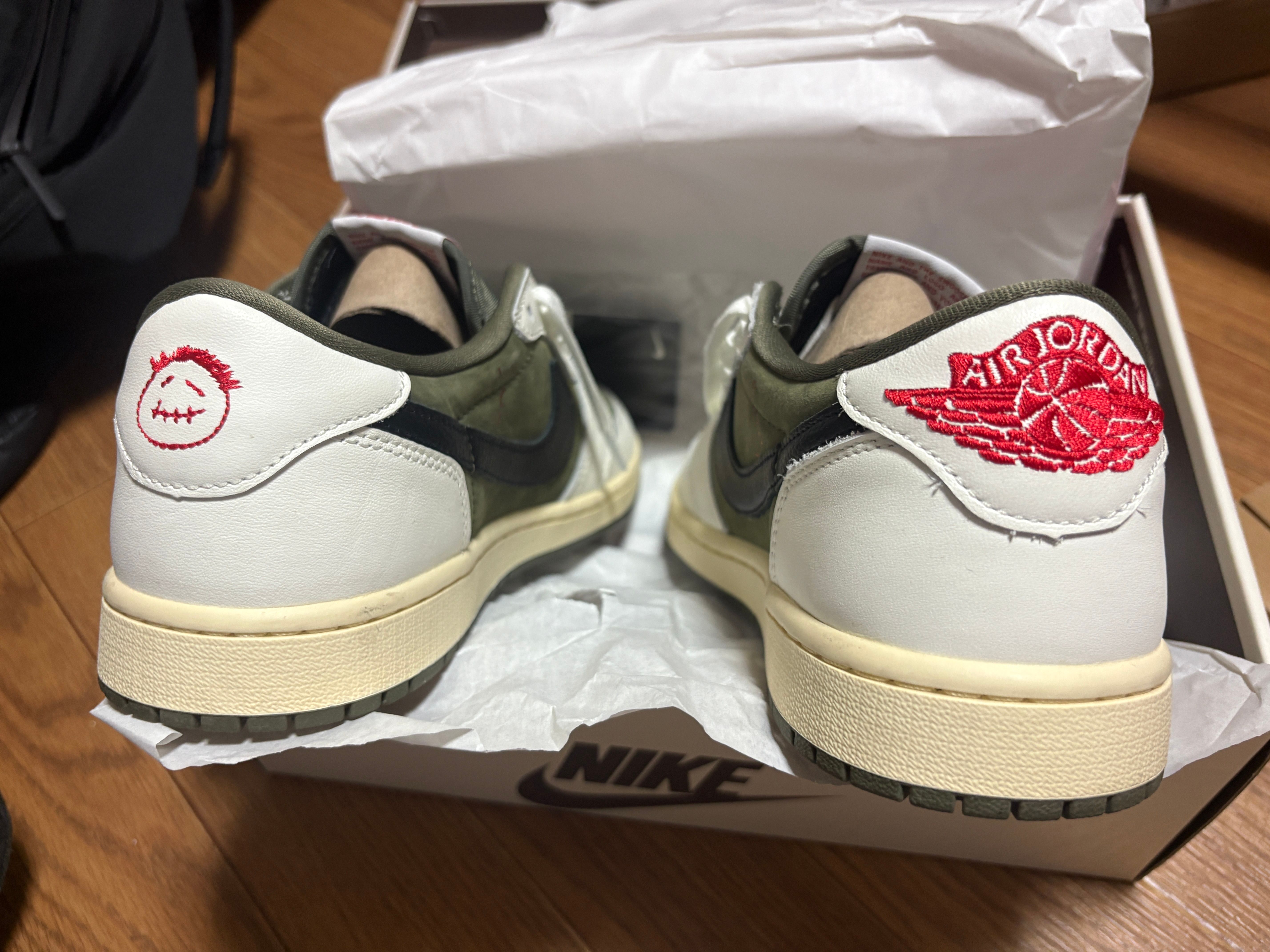 Travis Scott × Nike Air Jordan 1 Low OG SP "Reverse Olive"