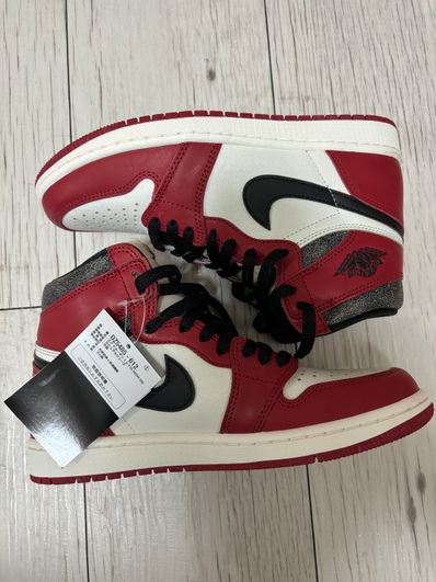 Nike Air Jordan 1 High OG "Lost & Found/Chicago"