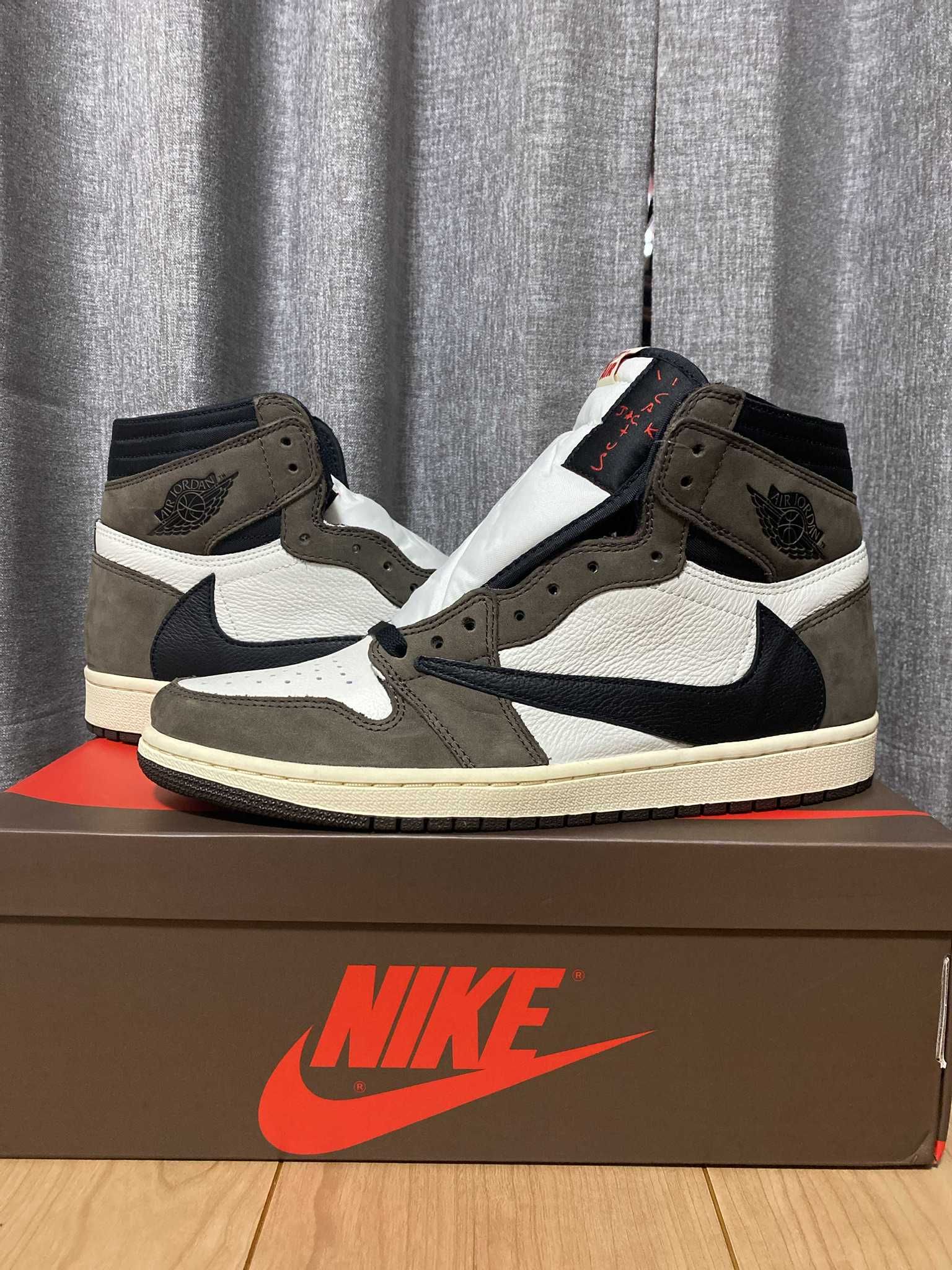 Travis Scott × Nike Air Jordan 1 Retro High OG TS SP "Sail/Dark Mocha"