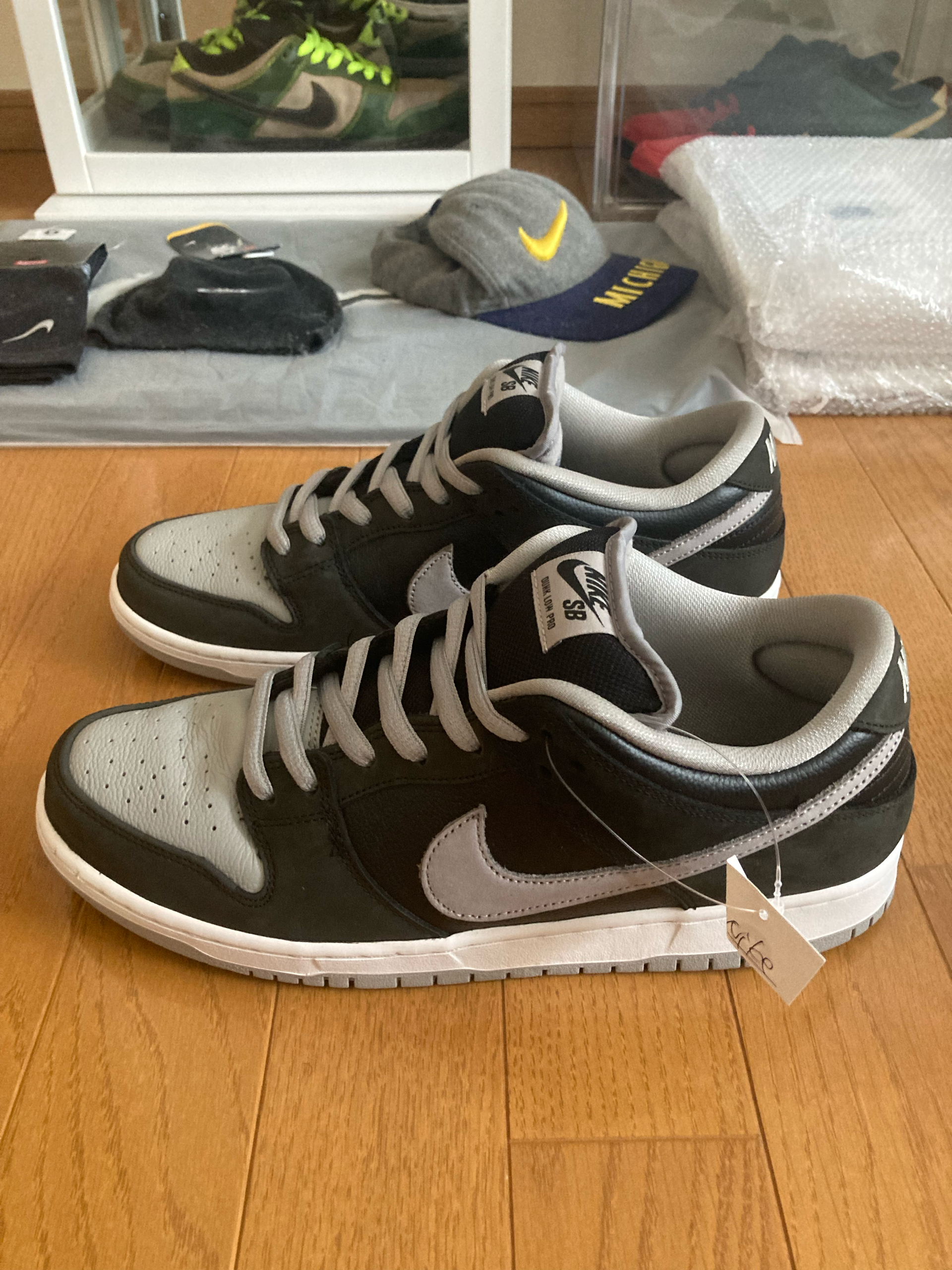 Nike SB Dunk Low "Shadow"