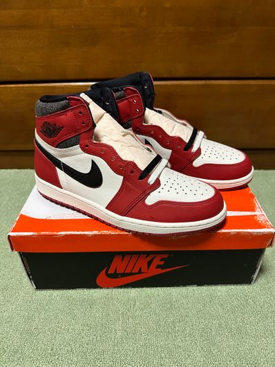 Nike Air Jordan 1 High OG "Lost & Found/Chicago"