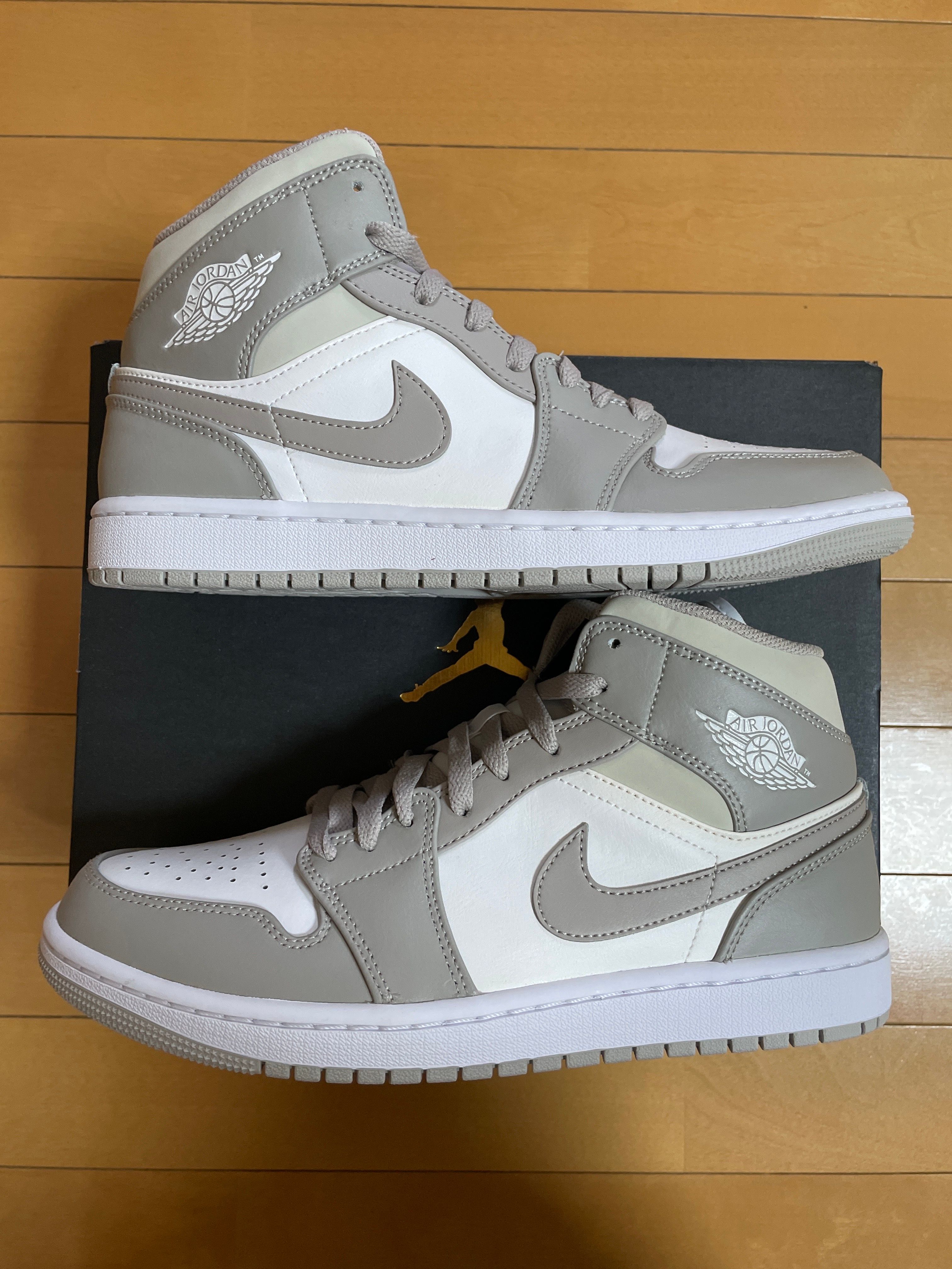 Nike Air Jordan 1 Mid "Linen"