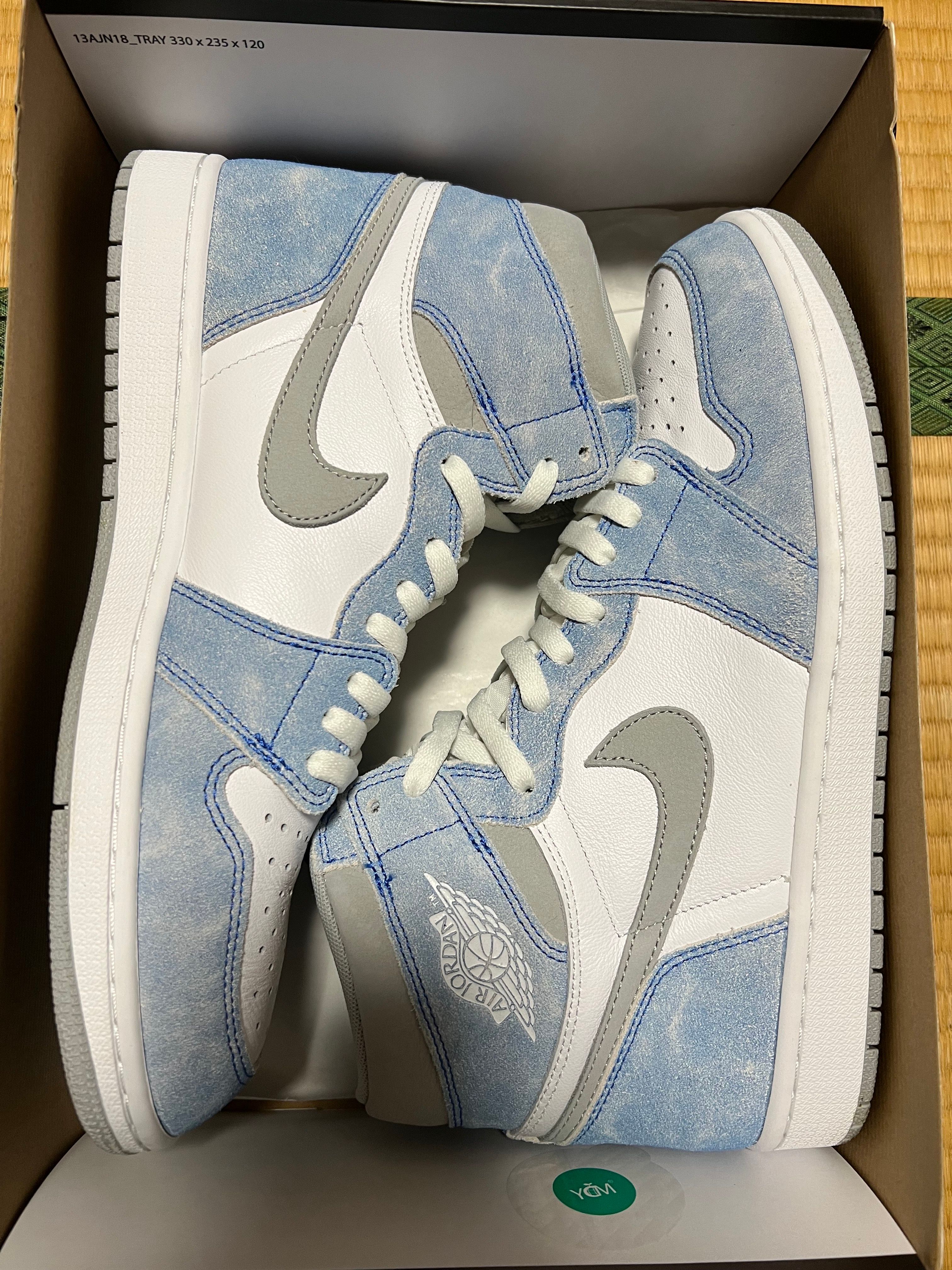 Nike Air Jordan 1 High OG "Hyper Royal"