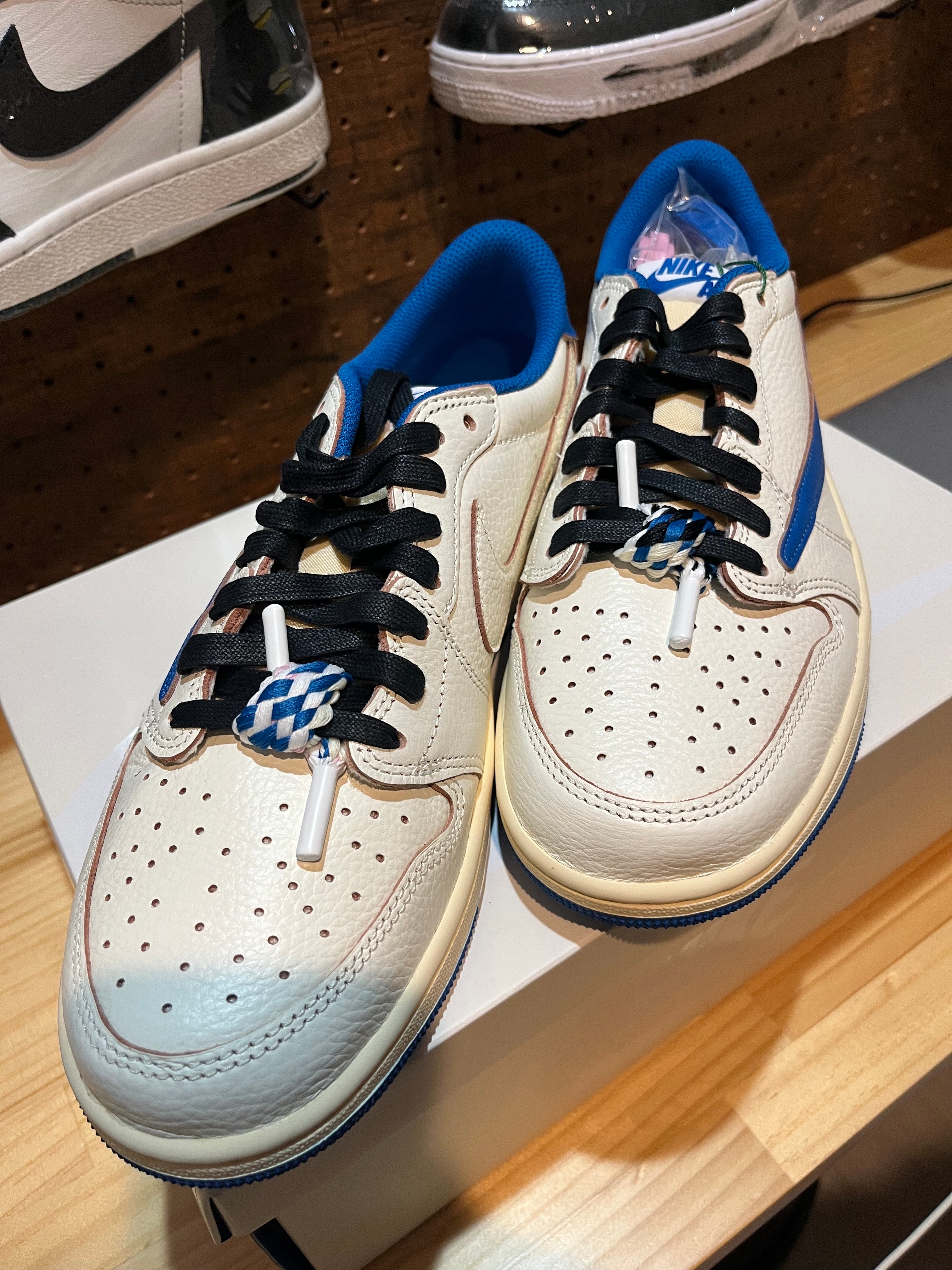 Travis Scott × fragment design × Nike Air Jordan 1 Low OG "Sail/Military Blue"