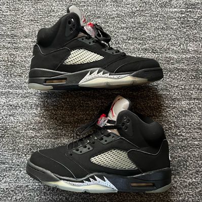 Nike Air Jordan 5 Retro OG "Black/Fire Red/Metallic Silver/White" (2016)