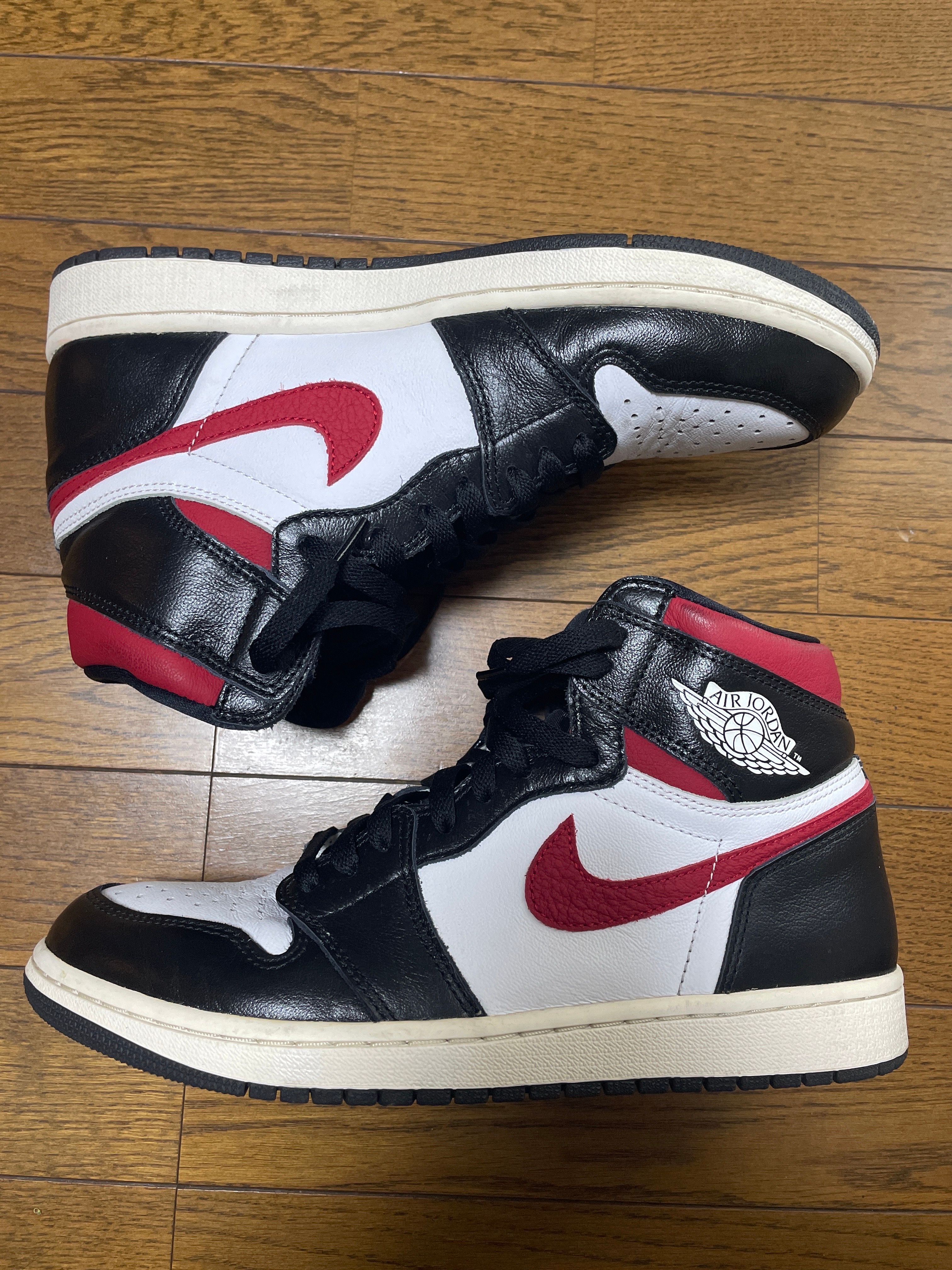 Nike Air Jordan 1 Retro High "Black/White/Sail/Gym Red"
