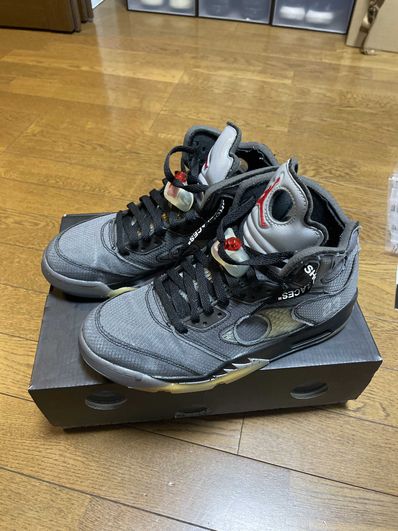 Off-White × Nike Air Jordan 5 "Black/Muslin/Fire Red"