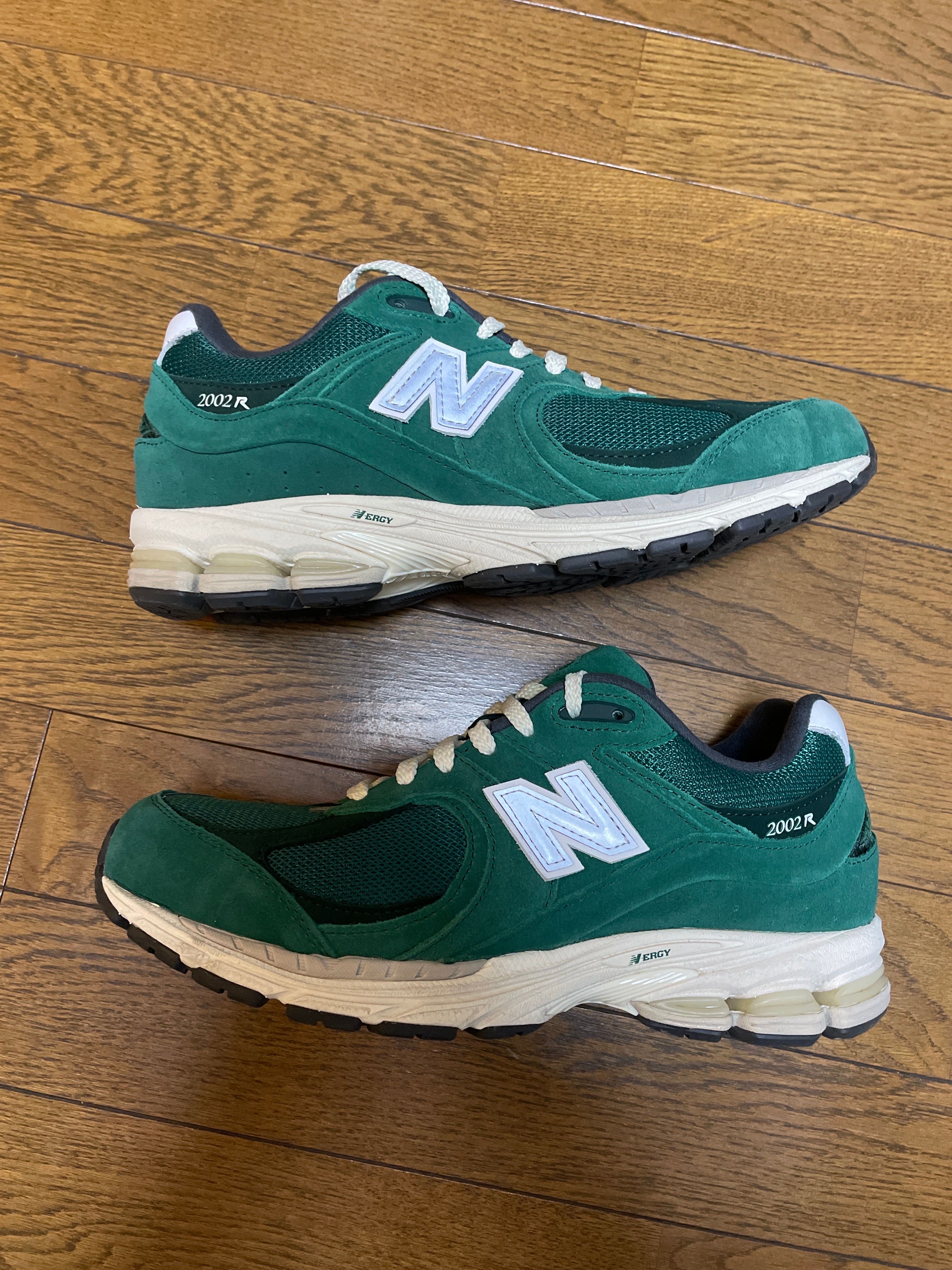 New Balance 2002R "Forest Green"