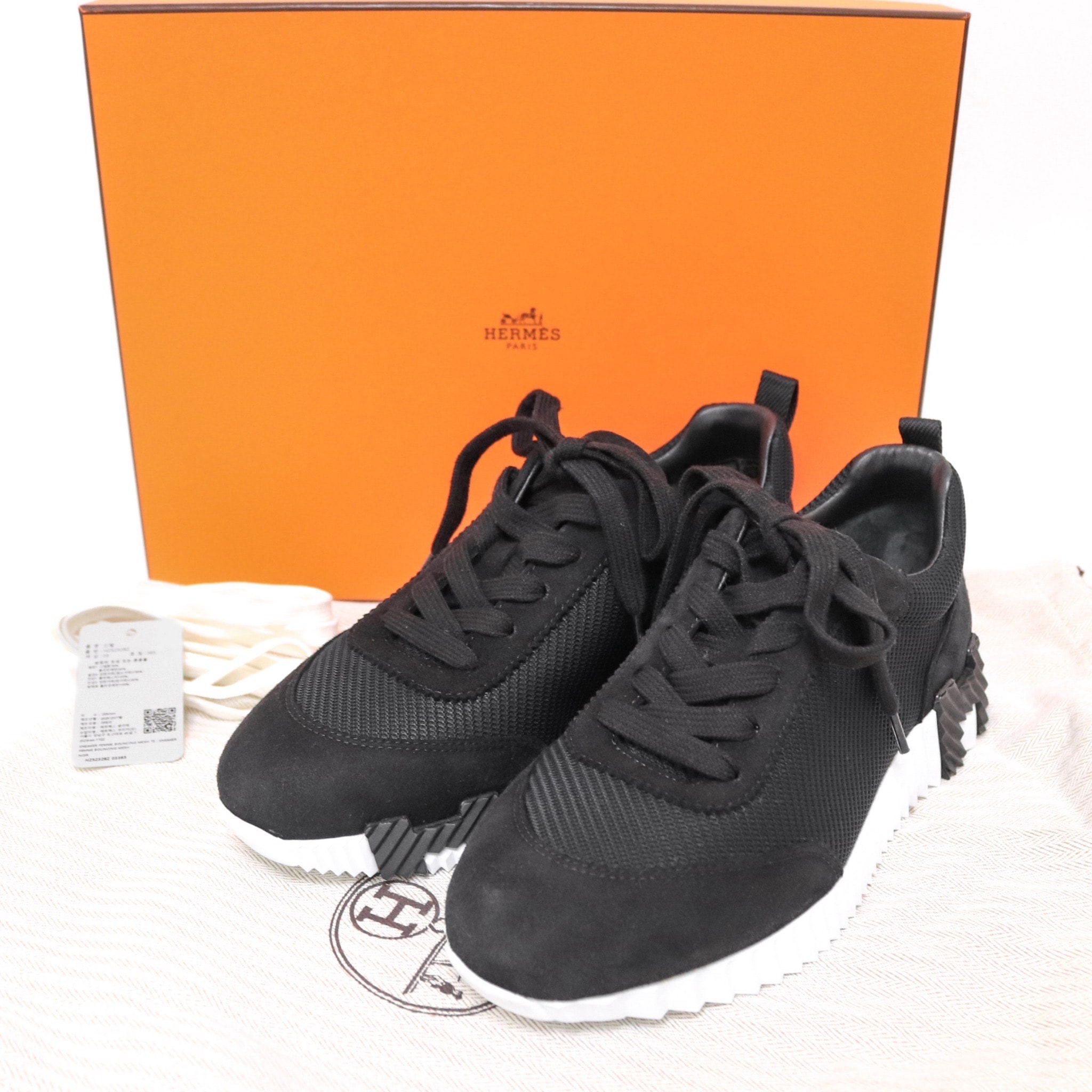 Hermes Women's Bouncing Sneaker "Noir"