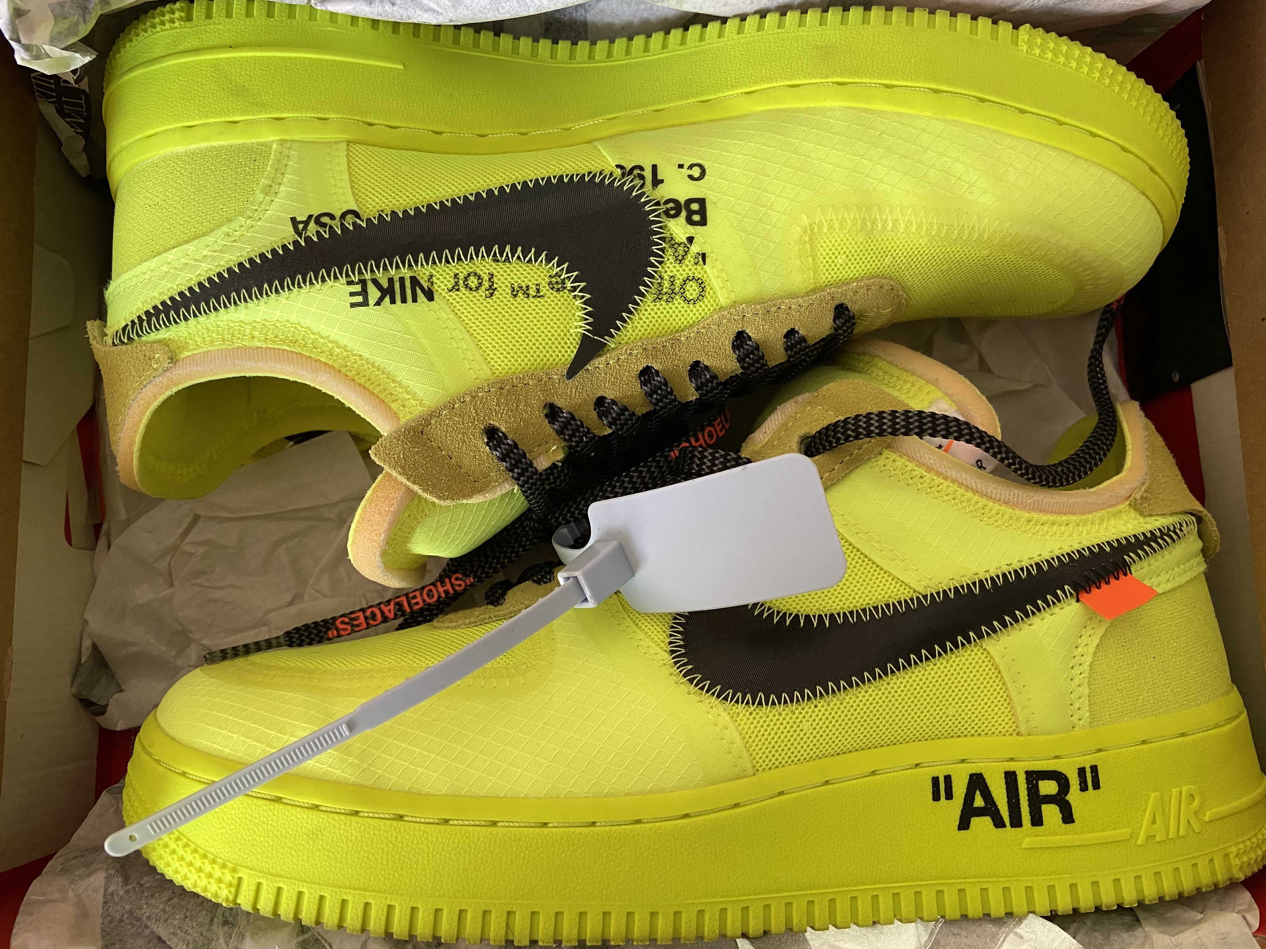 Off-White × Nike Air Force 1 Low "Volt"