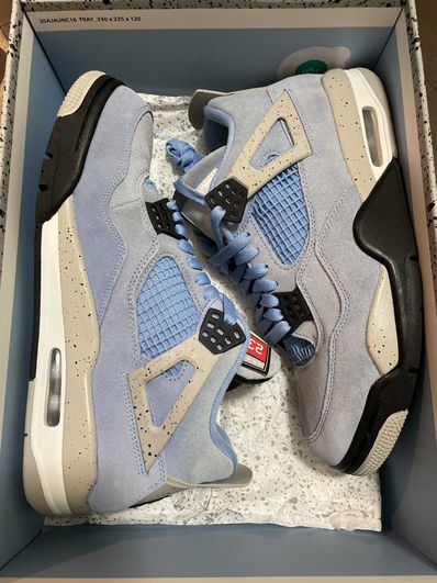 Nike Air Jordan 4 "University Blue"