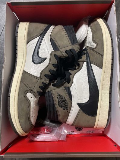 Travis Scott × Nike Air Jordan 1 Retro High OG TS SP "Sail/Dark Mocha"
