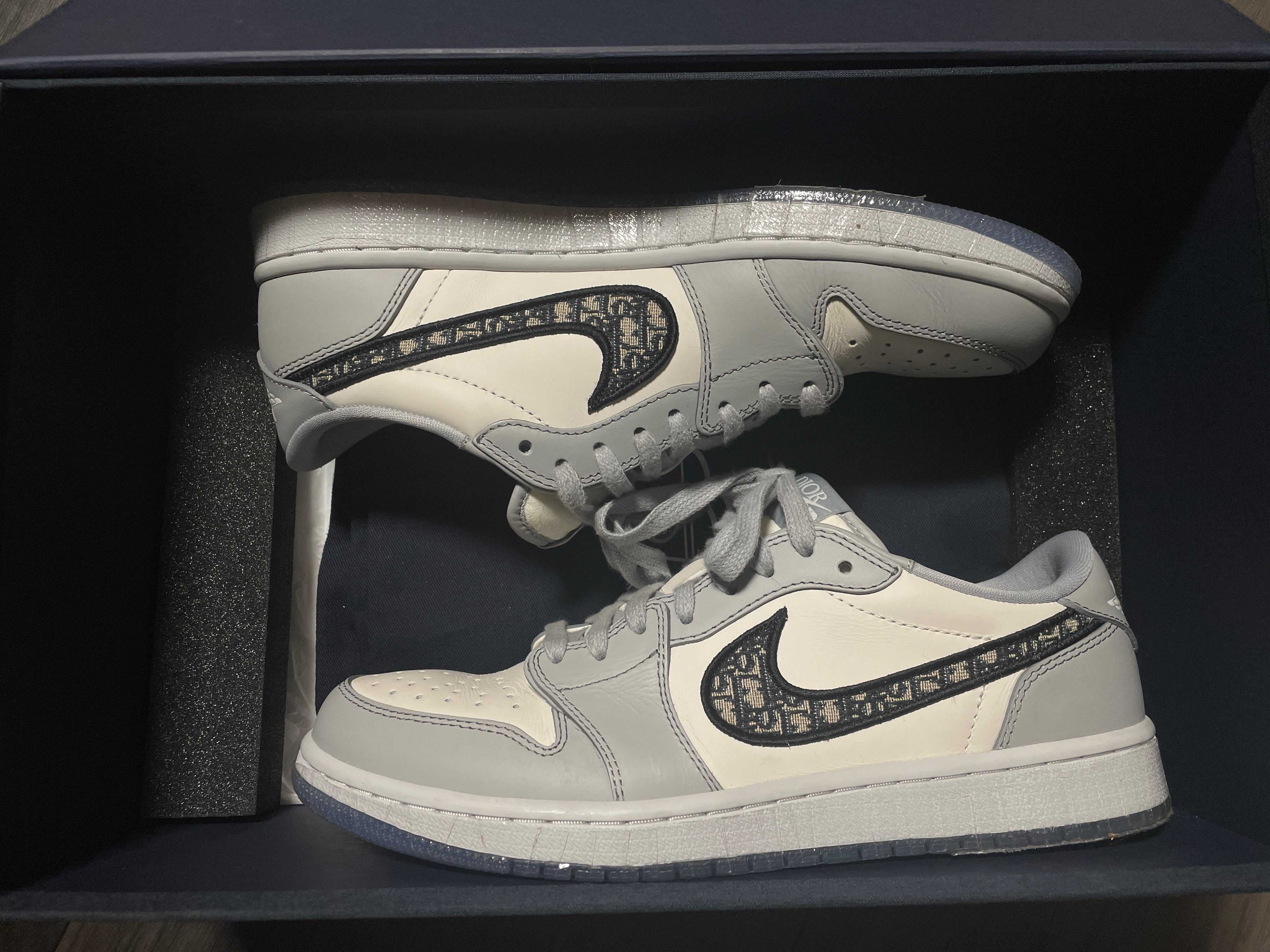 Dior × Nike Air Jordan 1 Low OG "Wolf Grey/Black-Sail-White"