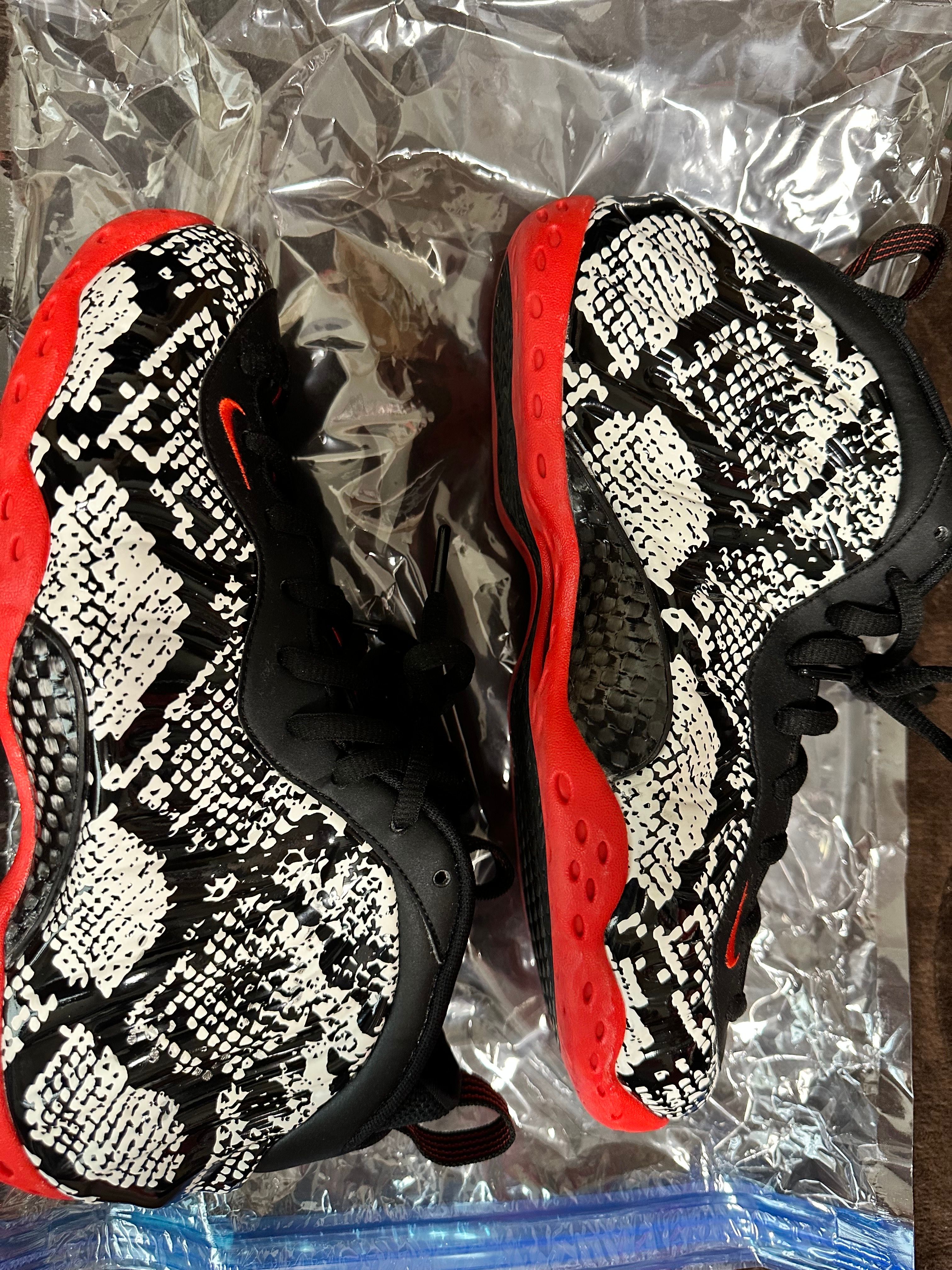 Nike Air Foamposite One "Sail/Black/Habanero Red"