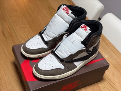Travis Scott × Nike Air Jordan 1 Retro High OG TS SP "Sail/Dark Mocha"