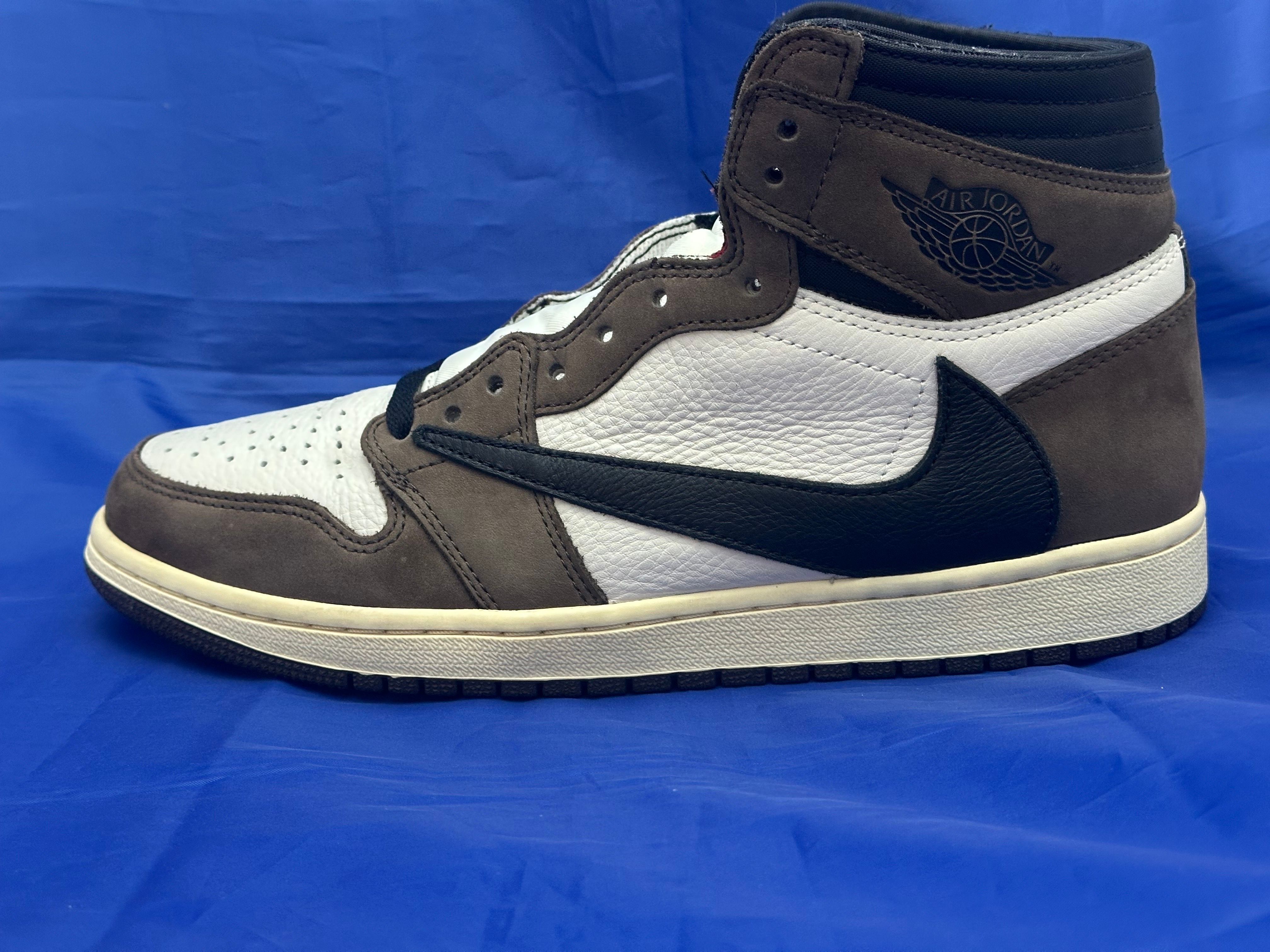 Travis Scott × Nike Air Jordan 1 Retro High OG TS SP "Sail/Dark Mocha"