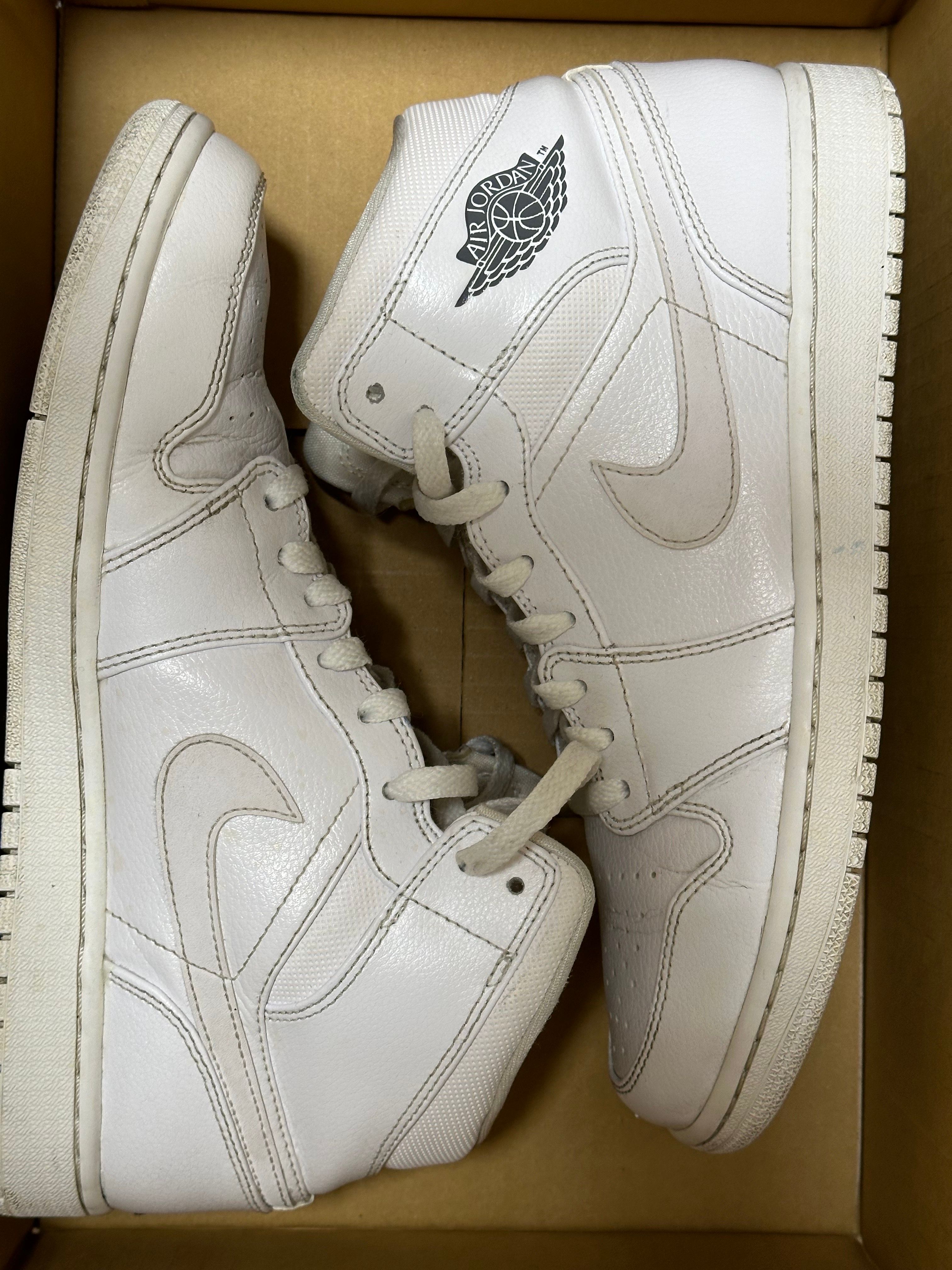 Nike Air Jordan 1 Retro Mid "White Cool Grey"