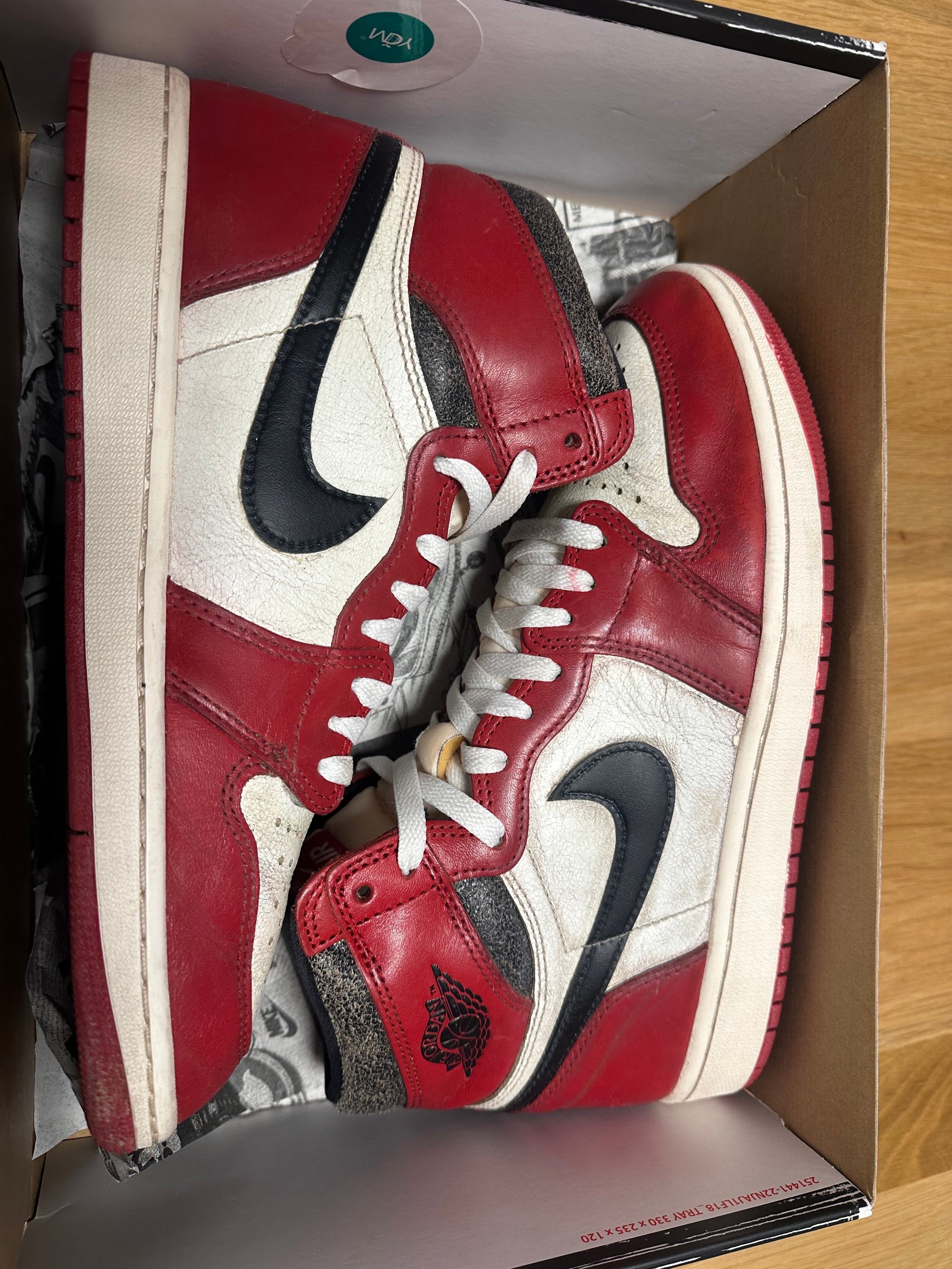 Nike Air Jordan 1 High OG "Lost & Found/Chicago"