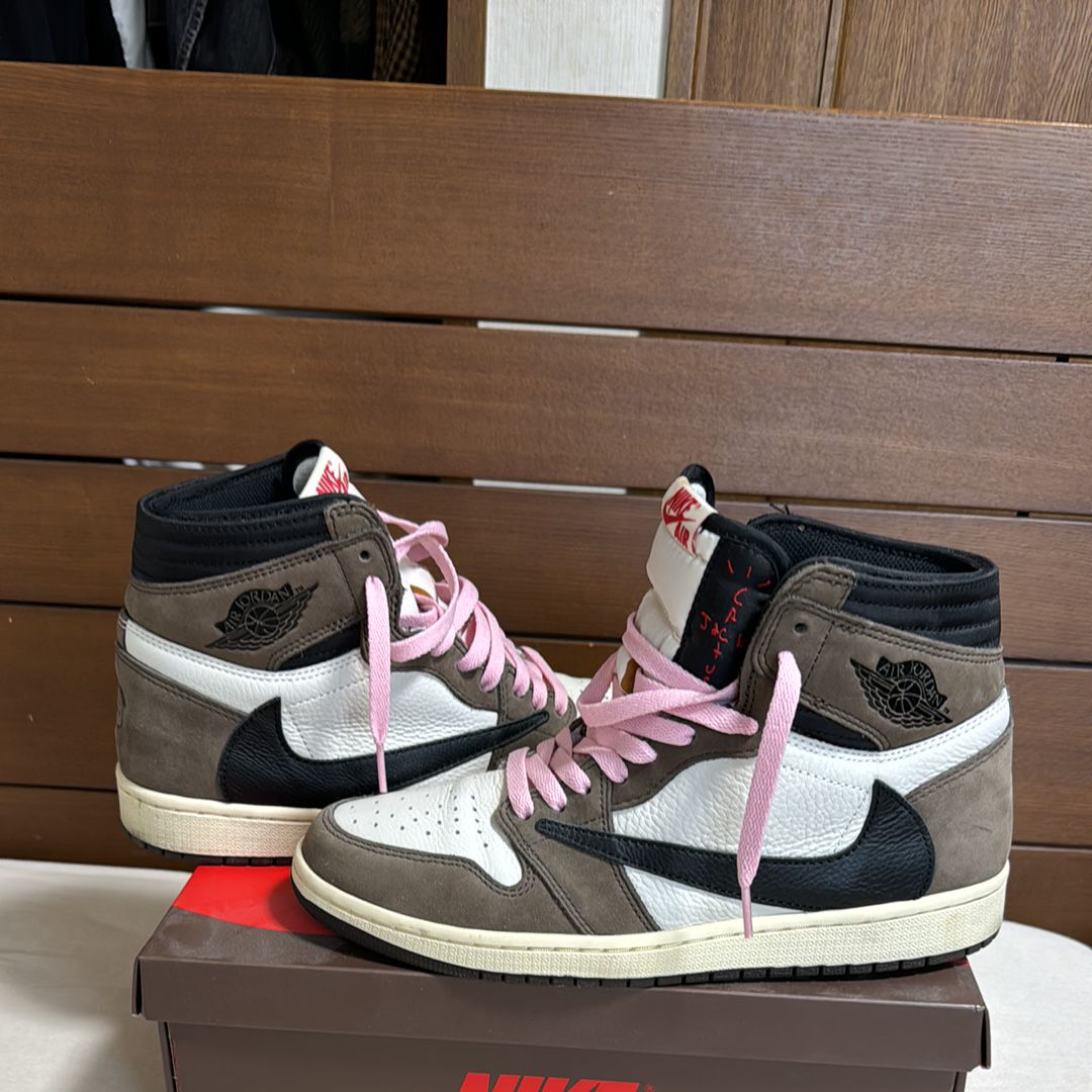 Travis Scott × Nike Air Jordan 1 Retro High OG TS SP "Sail/Dark Mocha"