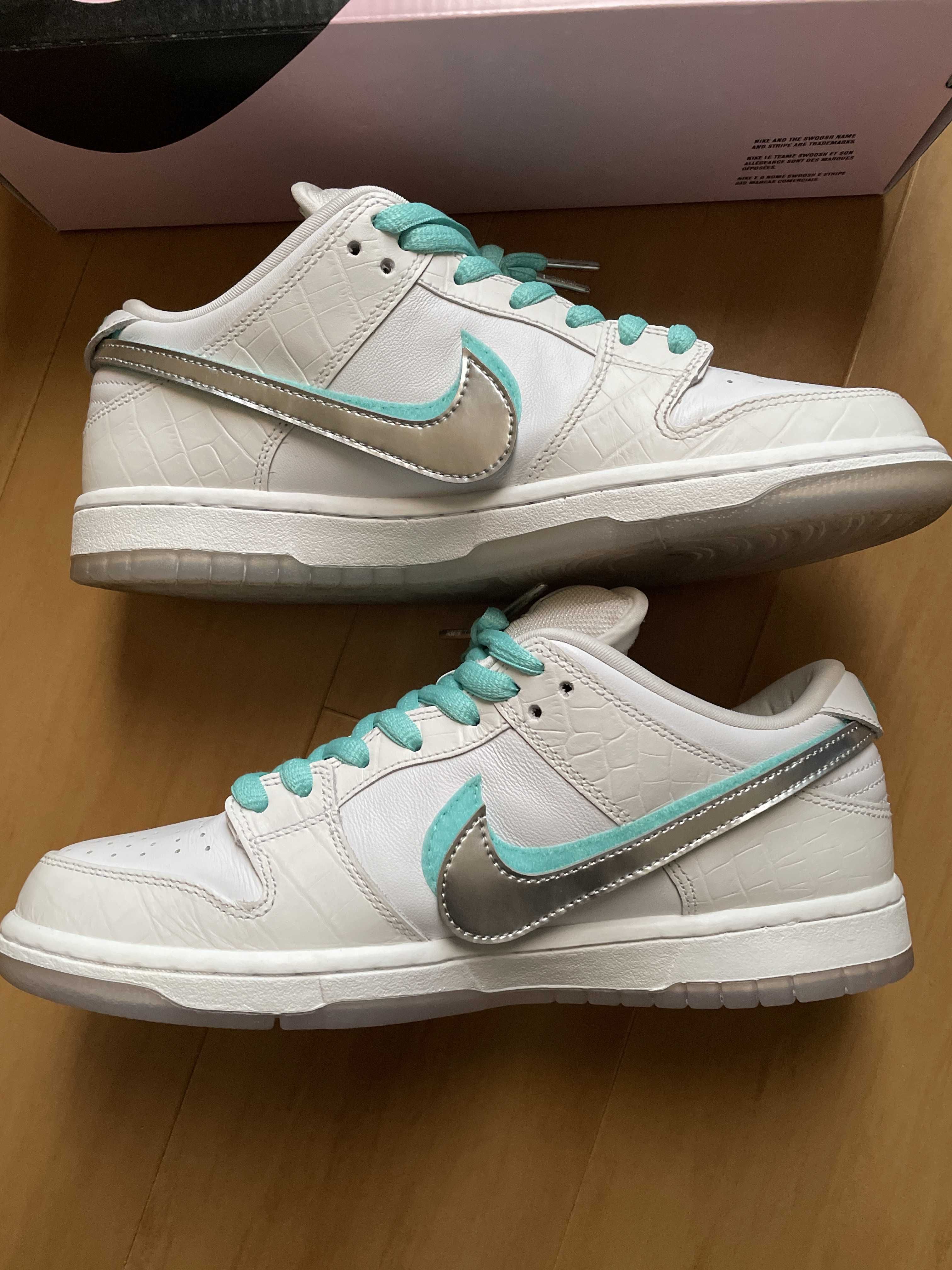 Diamond Supply Co. × Nike SB Dunk Low Pro "White"