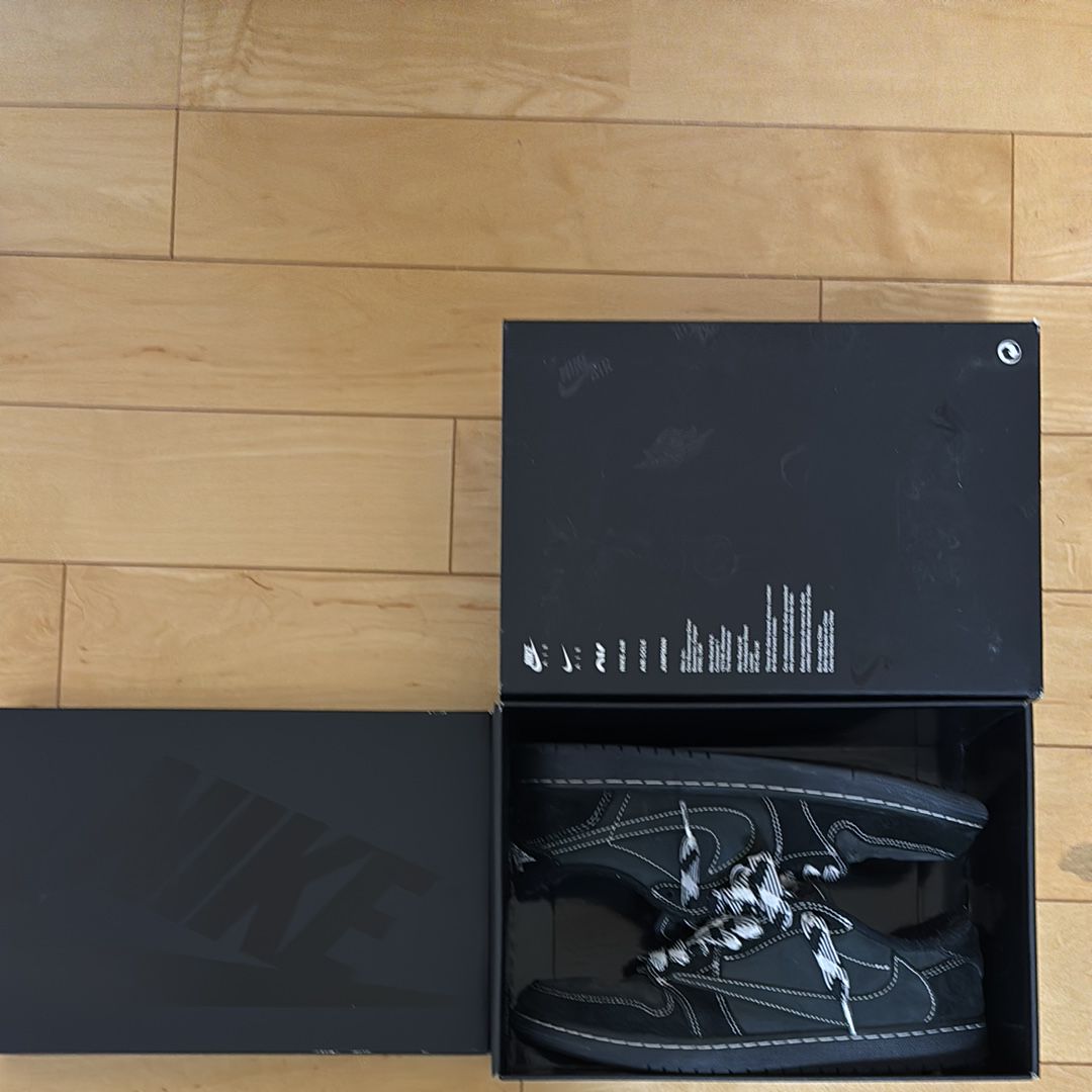 Travis Scott × Nike Air Jordan 1 Low OG SP "Black Phantom"