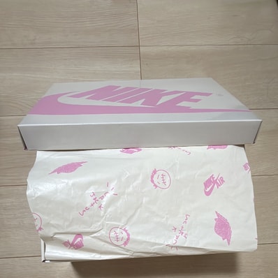 Travis Scott × Nike Air Jordan 1 Retro Low OG "Muslin/Shy Pink"
